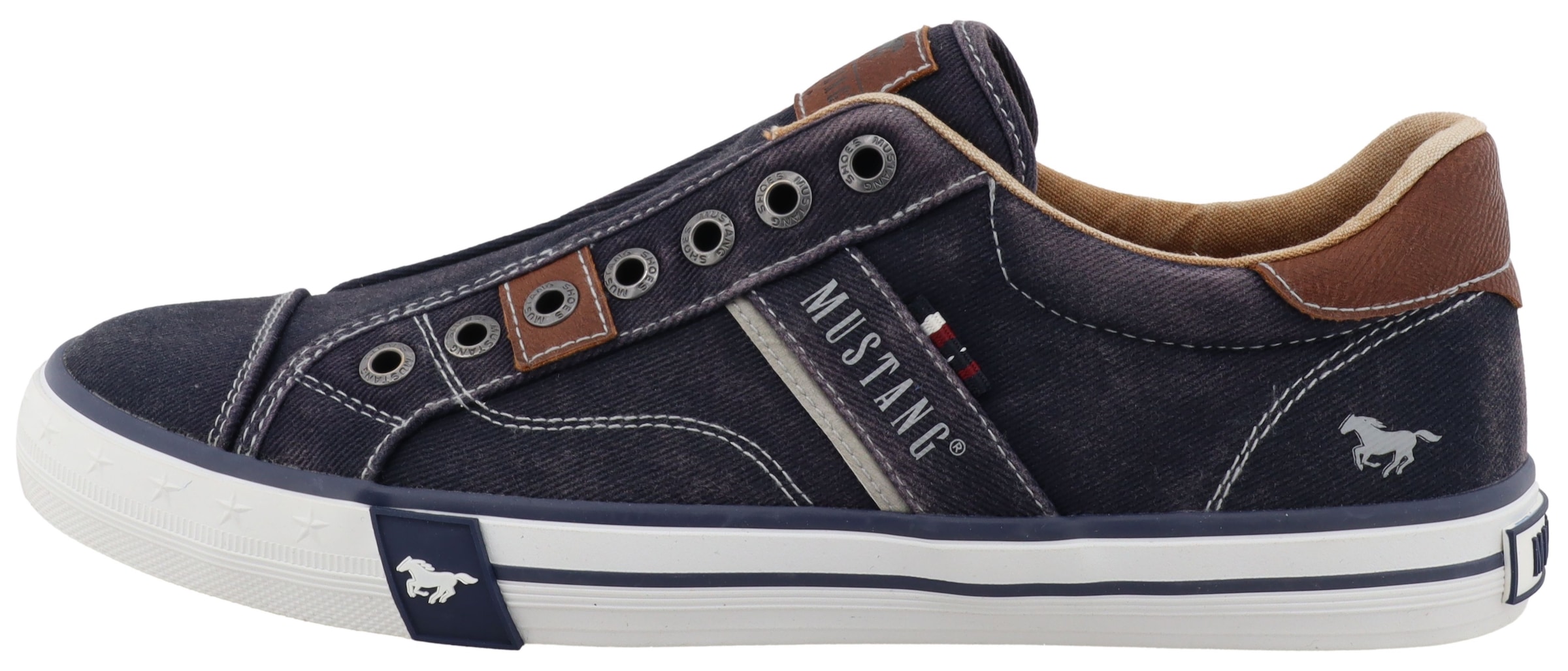 Mustang Shoes Slip-On Sneaker »Calogero«  Slipper, Freizeitschuh, Halbschuh mit Kontrastnähten