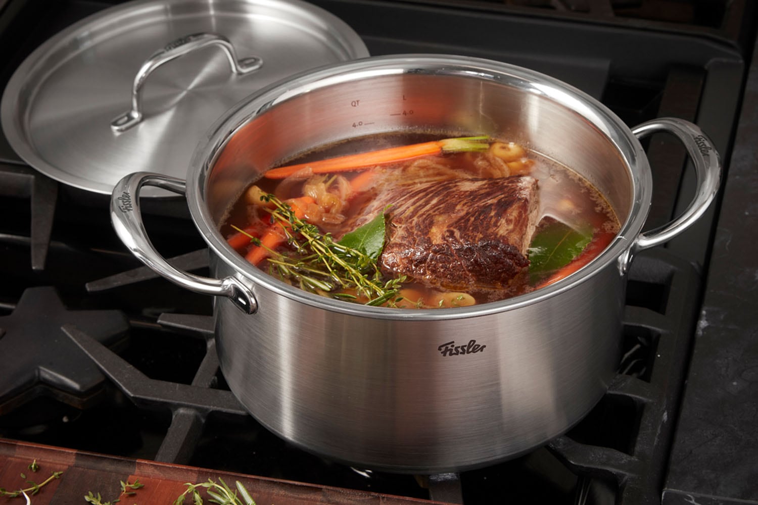 Fissler Kochtopf »M5 Pro-Ply Kochtopf 24 cm mit Metalldeckel« 1 tlg. Edelstahl 18/10