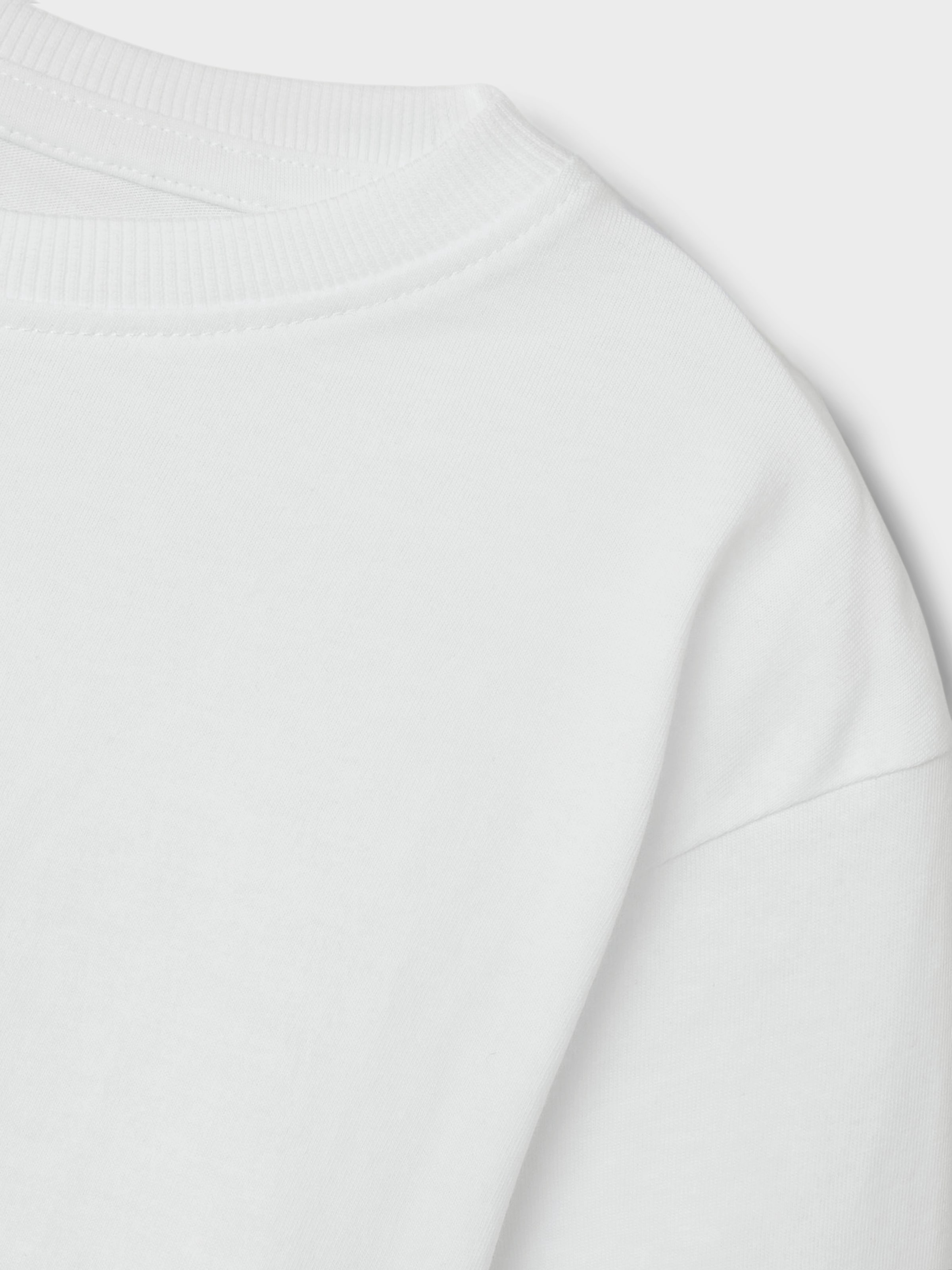 Name It T-Shirt »NKMVOBBO SS NREG TOP NOOS« loose fit mit leicht überschnittenen Schultern