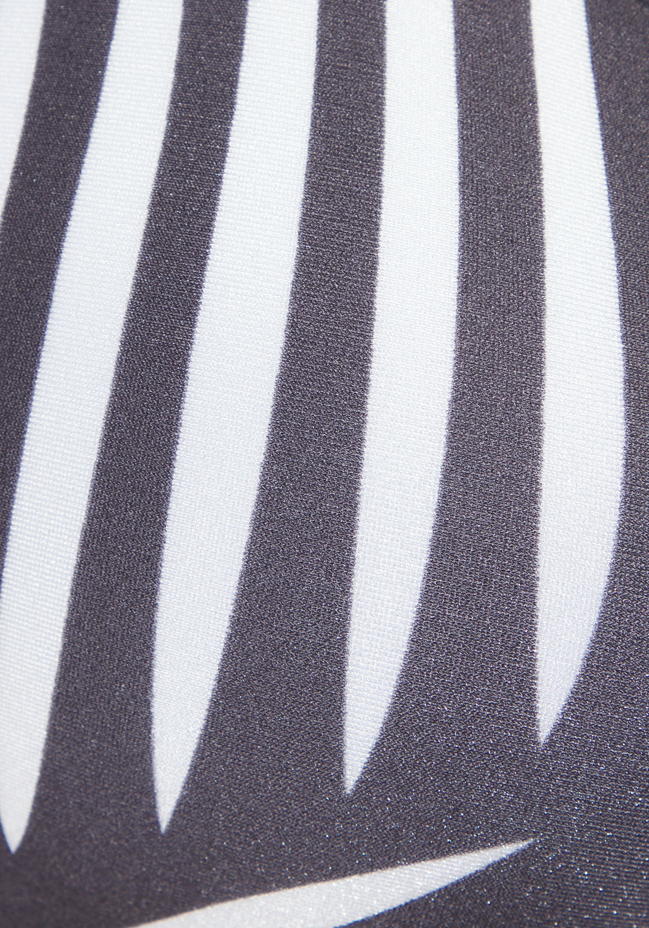 LASCANA Bügel-Bikini-Top »Liv« Mit goldfarbenen Schnallen