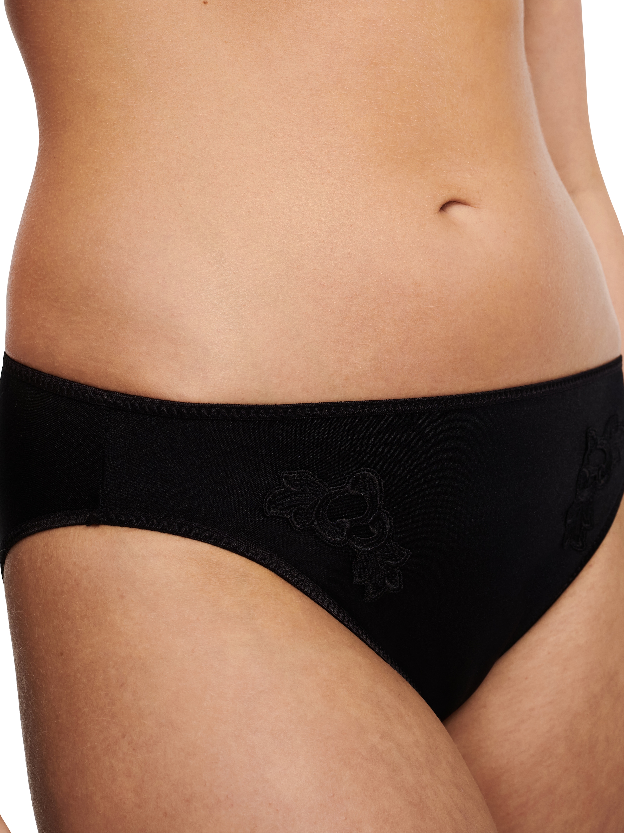 Chantelle Slip »HEDONA« blickdichtes Gewebe, Guipure Spitze
