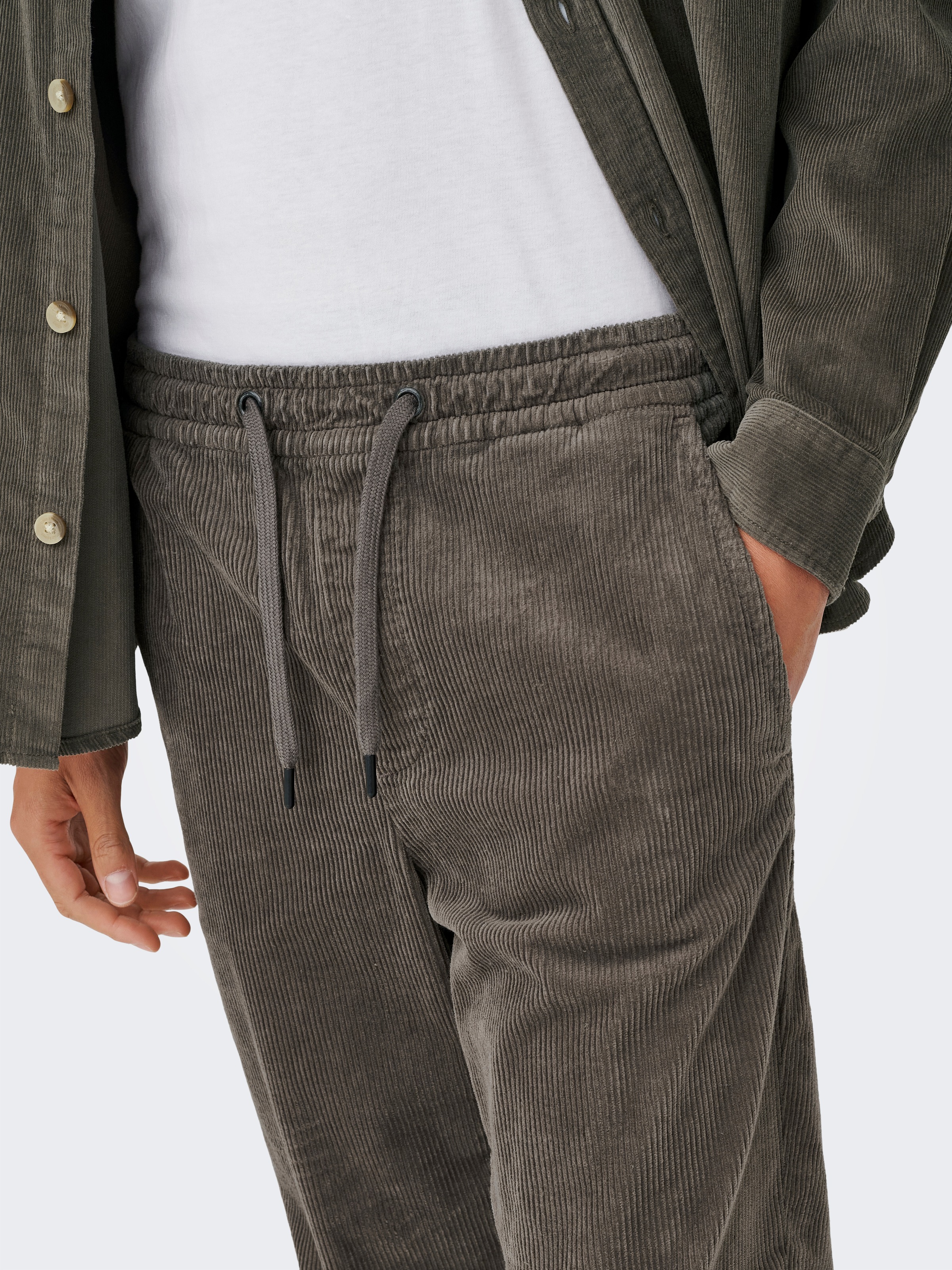 ONLY & SONS Cordschlupfhose »ONSLINUS TAP CORDUROY 0185 PANT NOOS«  Baumwollmischung, regular fit