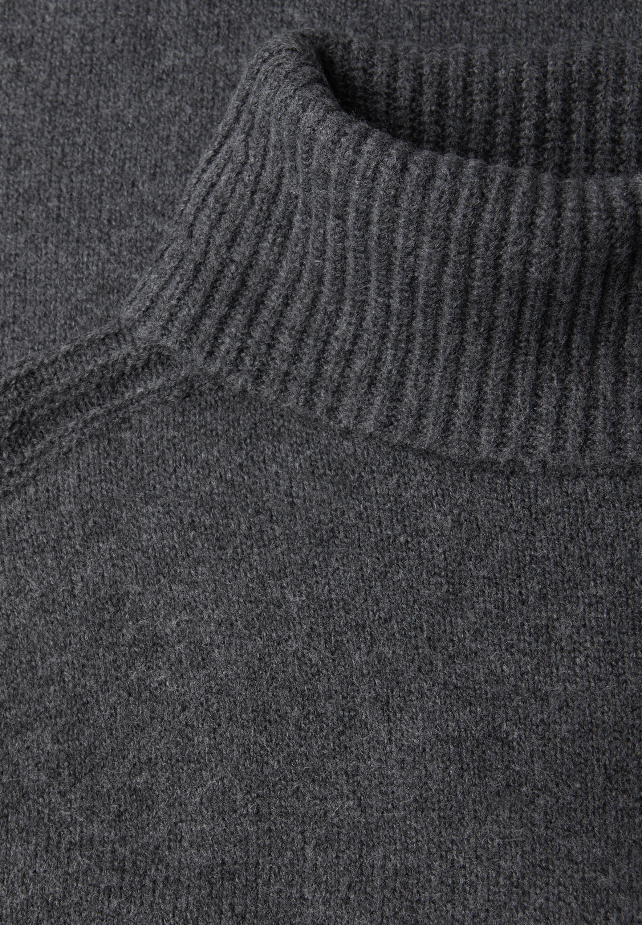 STREET ONE Rollkragenpullover mit feinem Strickmuster