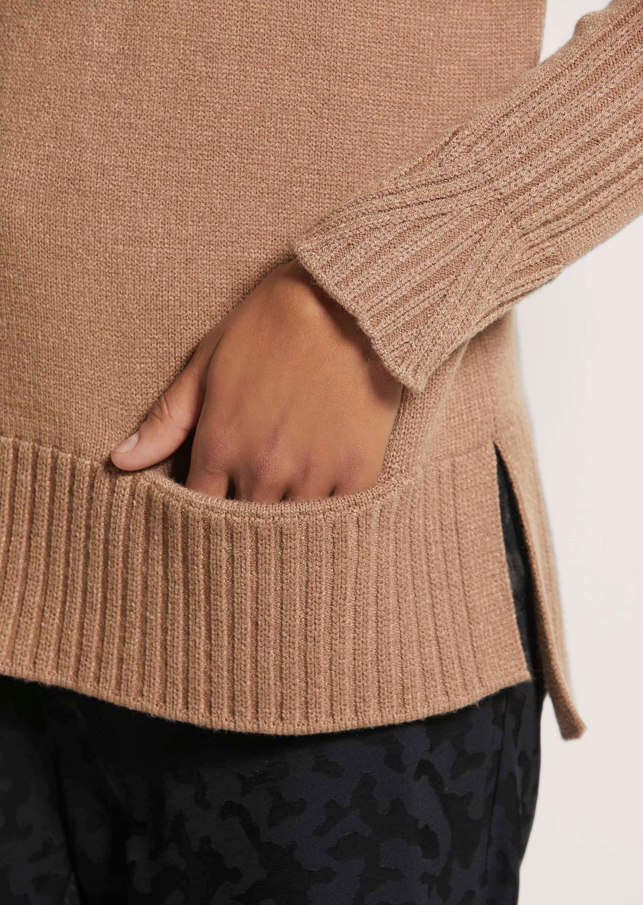 MADELEINE Longpullover »Pullover Rollkragen-Pullover mit Tasche«