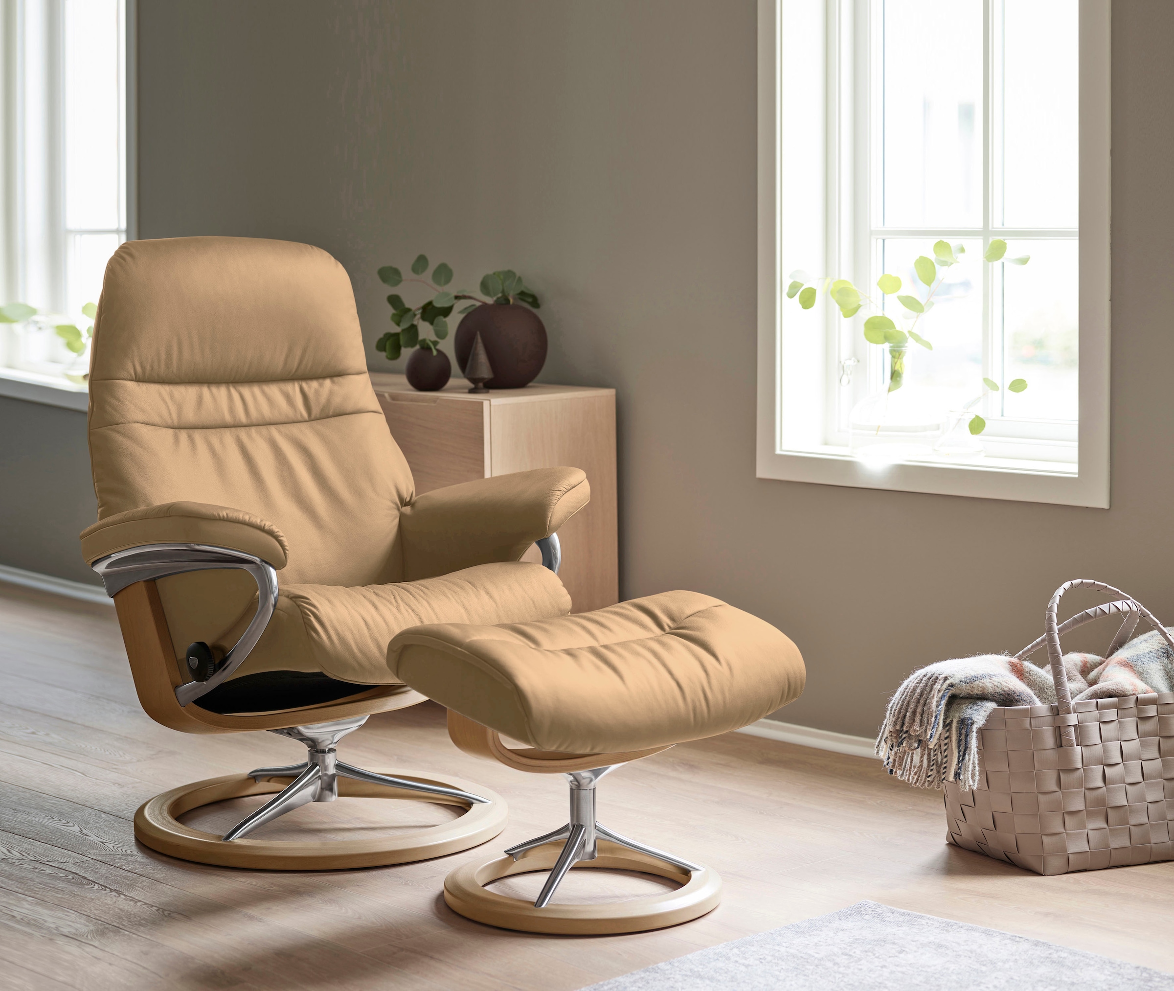 Stressless® Relaxsessel »Sunrise«, (Set, Relaxsessel mit Hocker), mit Signature Base, Größe S, Gestell Eiche