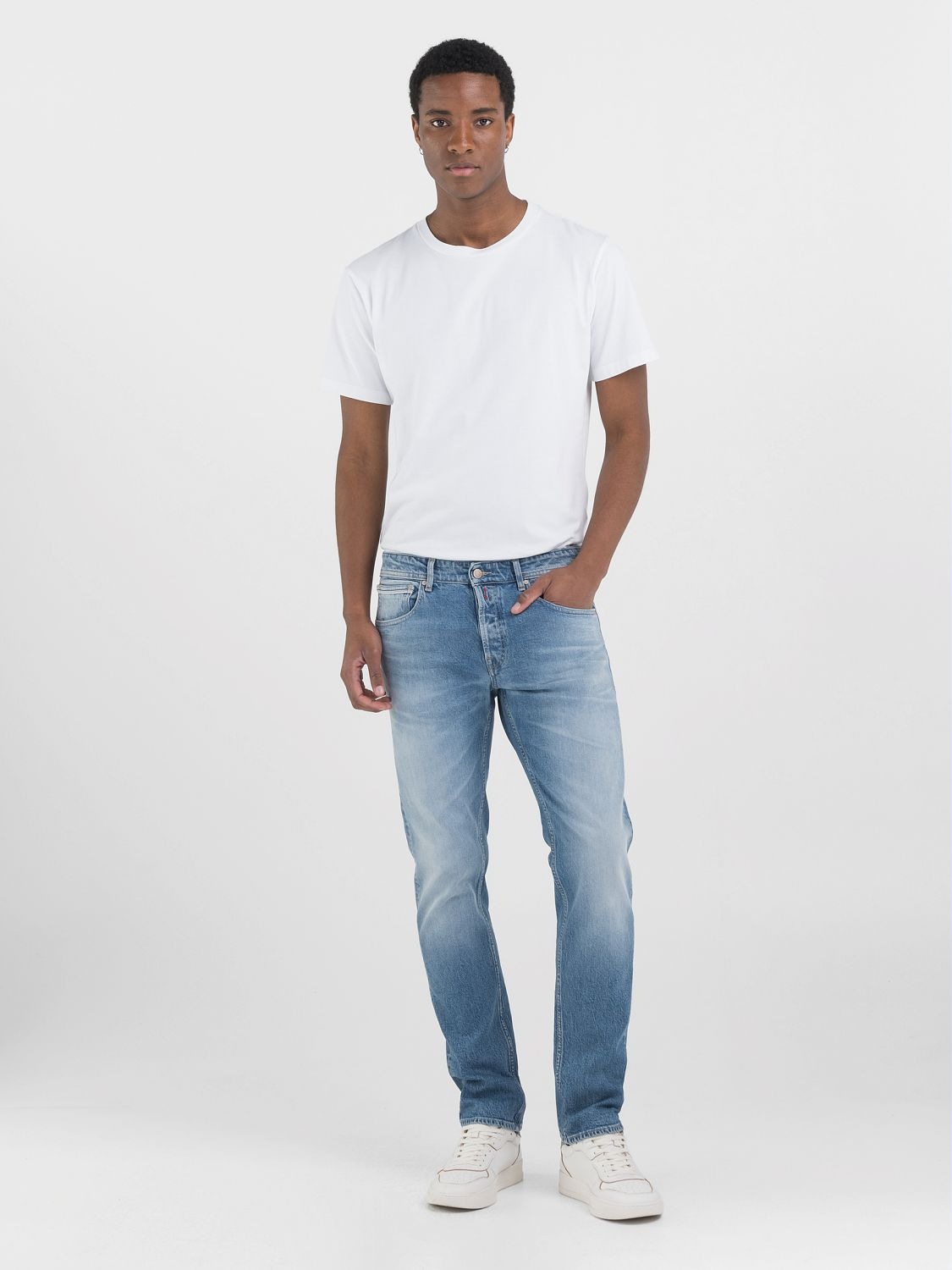 Replay Straight-Jeans »GROVER«, in vielen verschiedenen Waschungen, mit Stretch