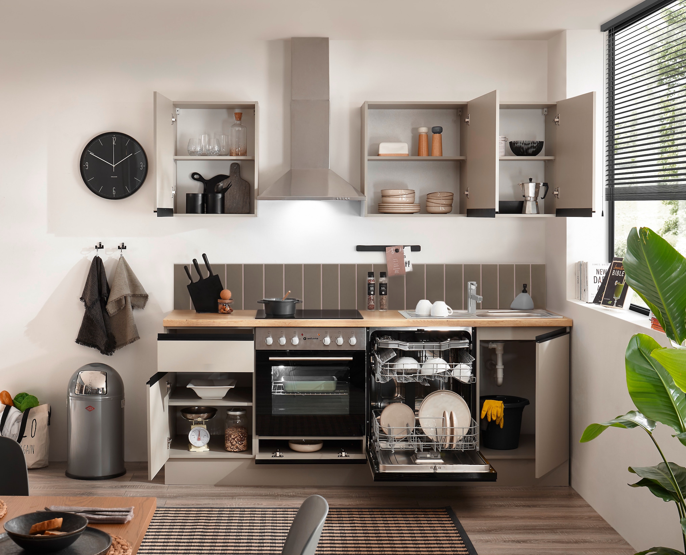 BASIC by Balculina Küchenzeile »Nizza B/H/T 220x211x60 cm« Breite 220 cm, wahlweise mit E-Geräten und Induktionskochfeld