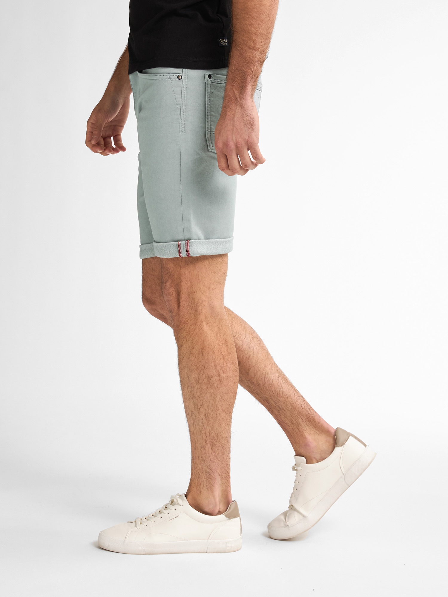 Petrol Industries Jeansshorts, im Five-Pocket Style