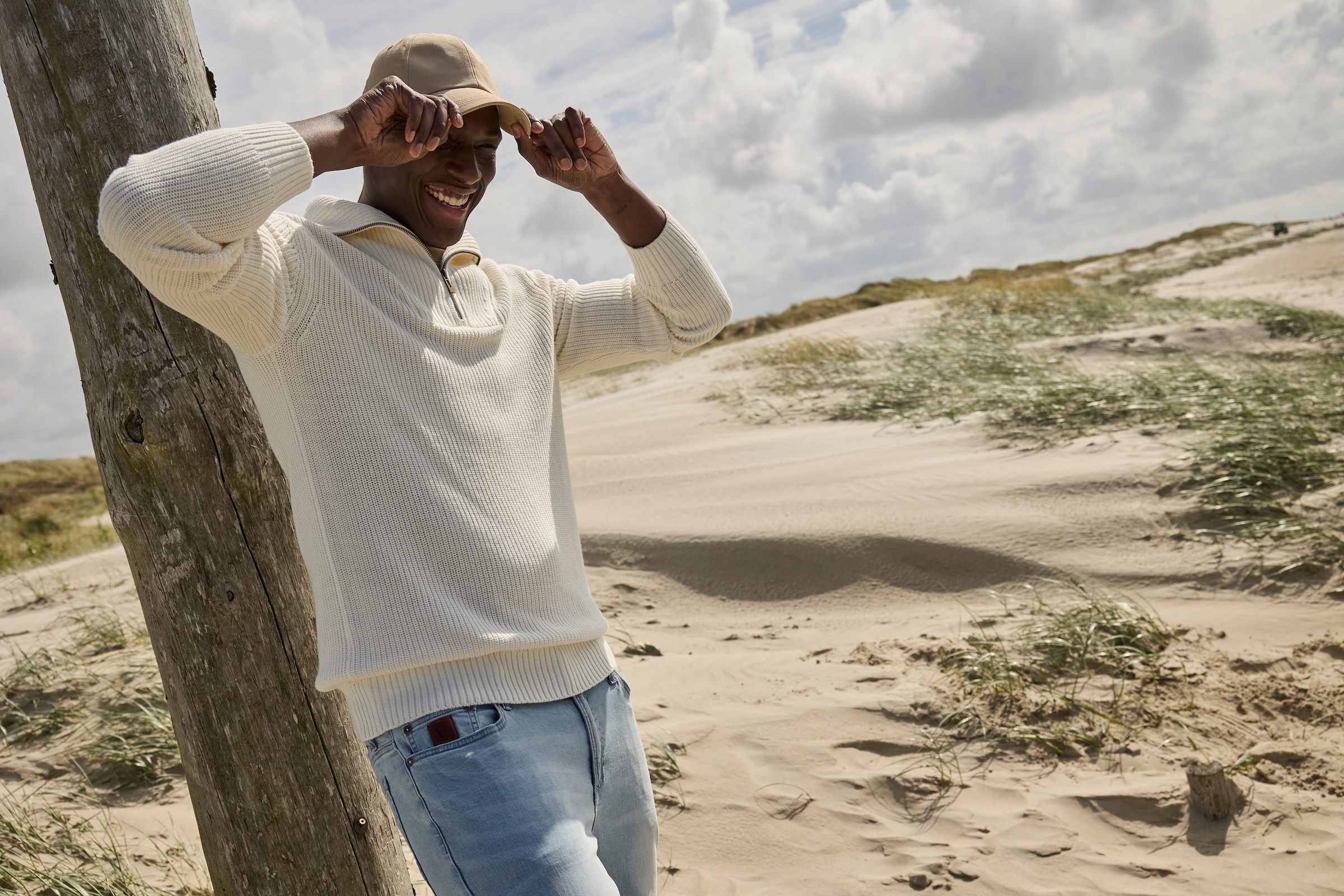 Bruno Banani Straight-Jeans »Hutch«, gerade Beinform, teilweise mit modischen Destroyed-Effekten