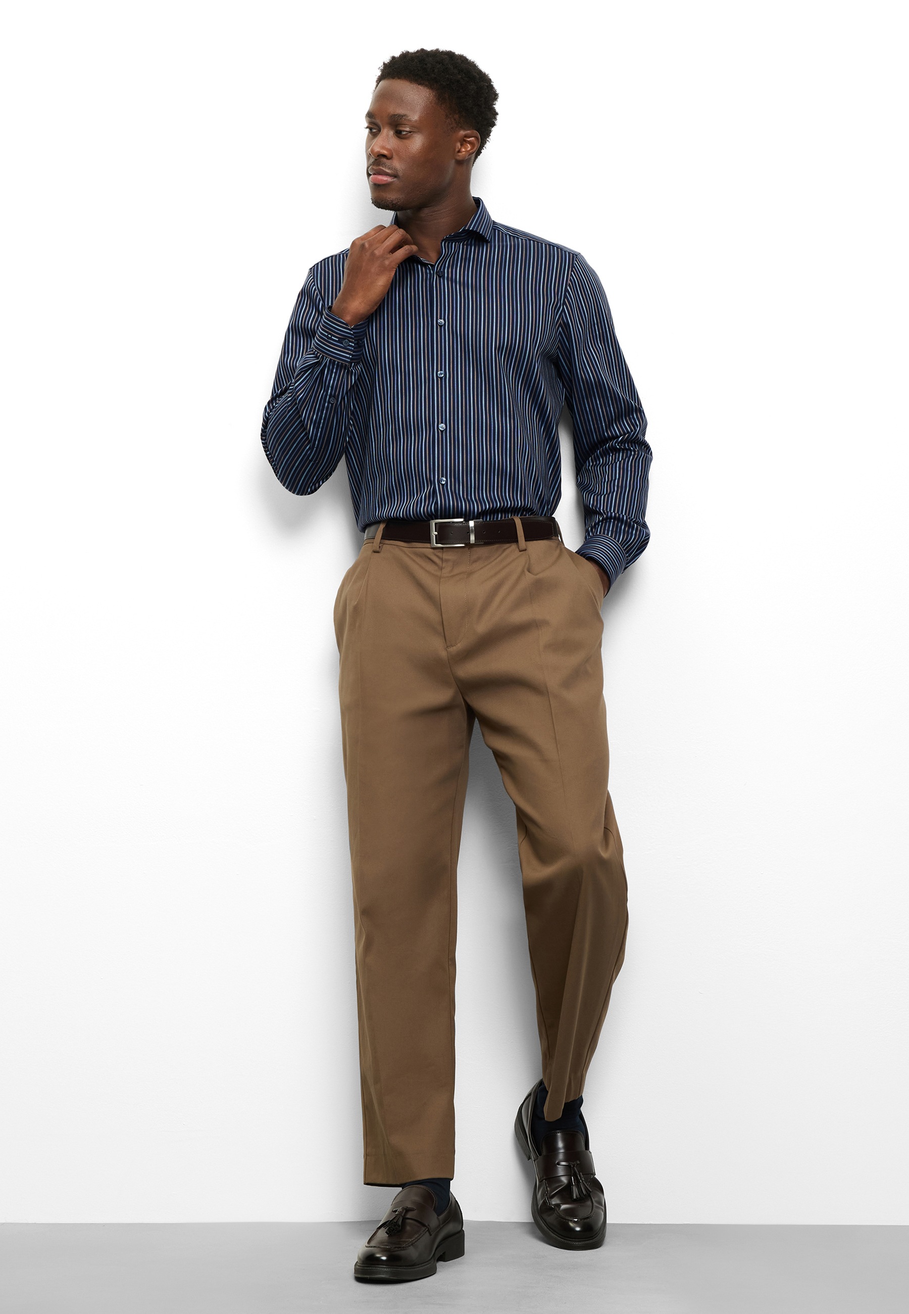 OLYMP Langarmhemd »Level Five« Businesshemd, body fit, Haifischkragen, gestreift