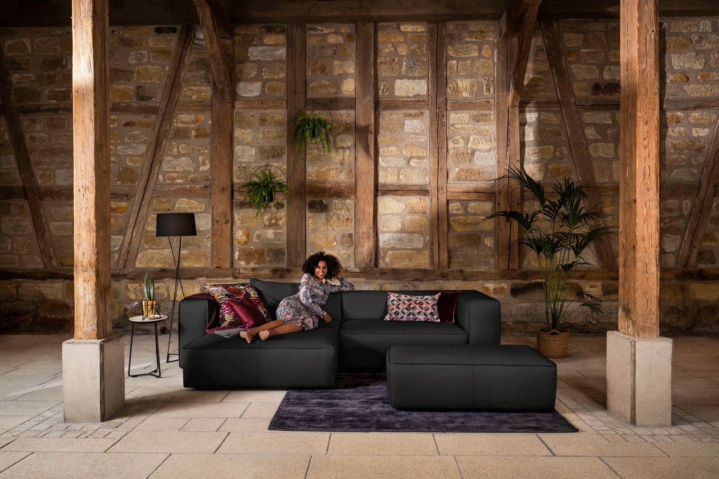 W.SCHILLIG Ecksofa »around-the-block, modern und elegant, bequem, L-Form« mit eleganter Biese, mit Federkern