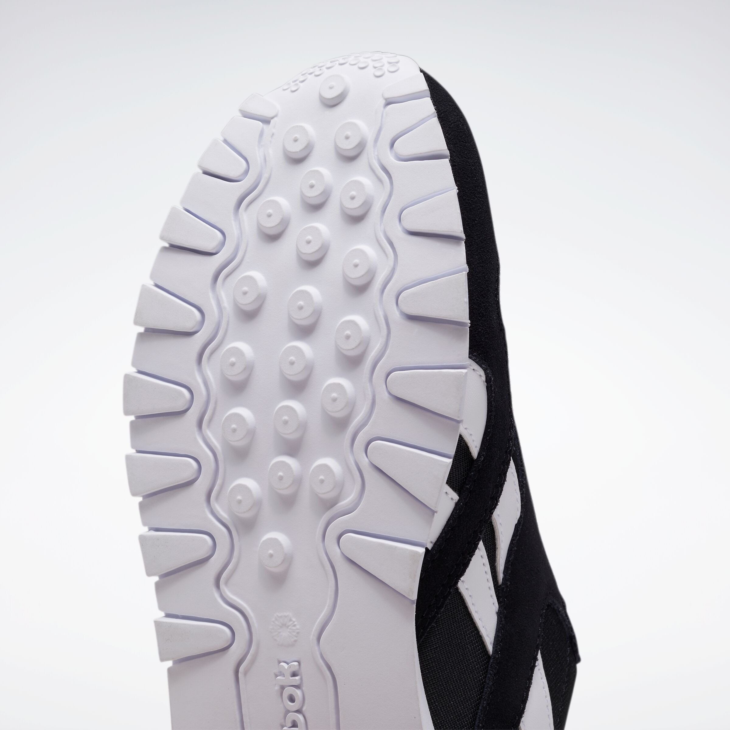 Reebok Classic Sneaker »CL NYLON«