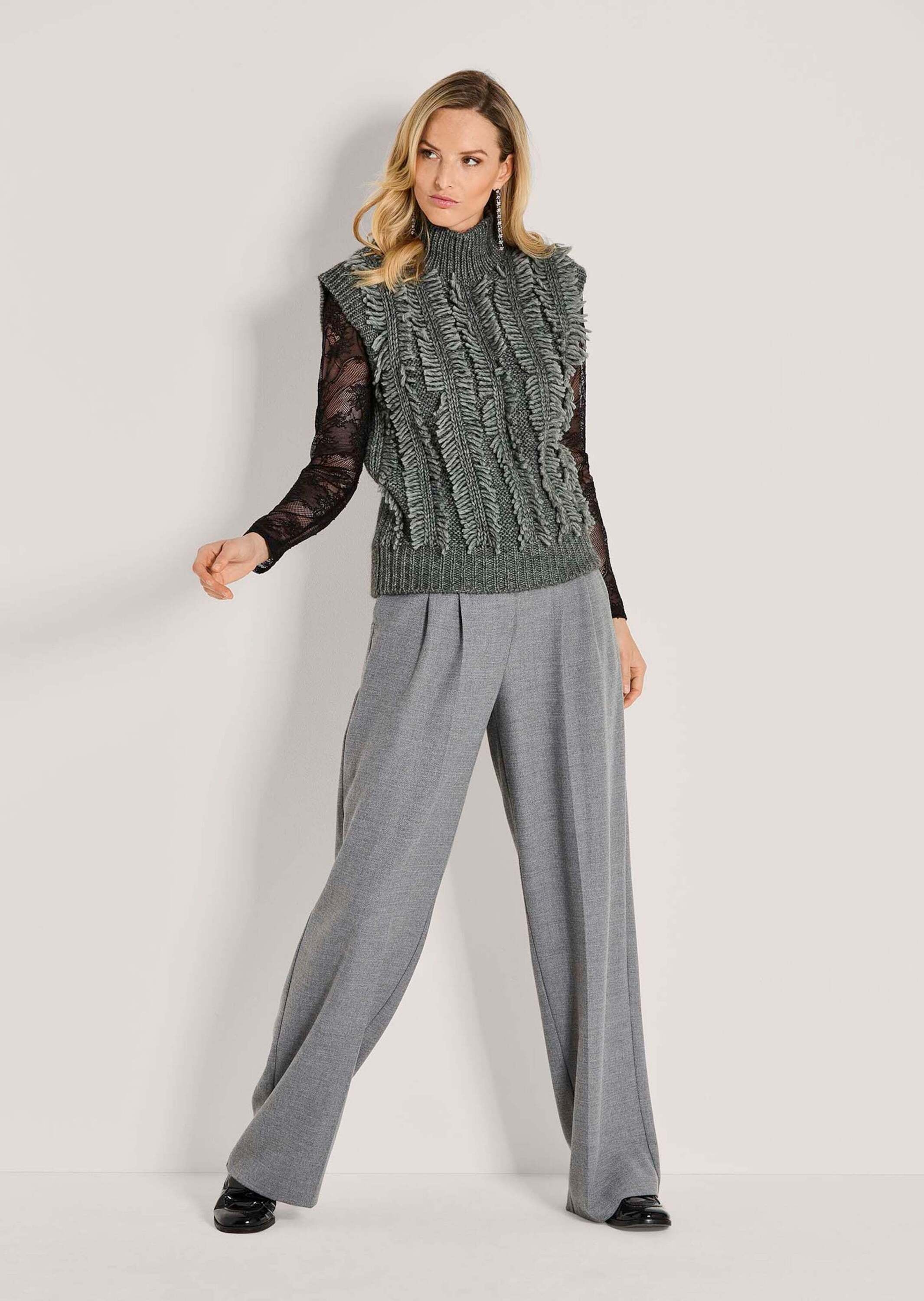 MADELEINE Pullunder »Pullunder Moderner Fransenstrick mit Stehkragen«