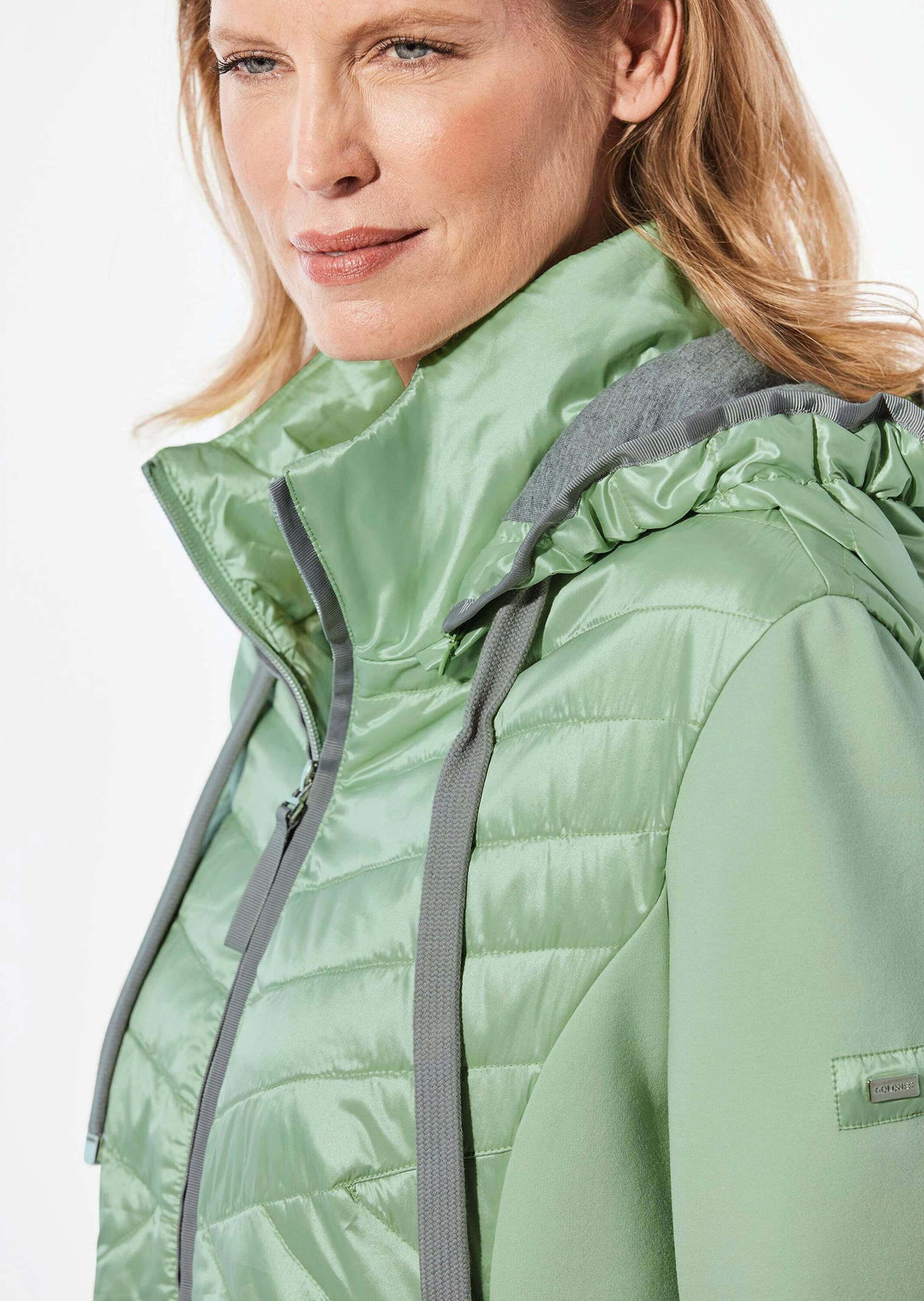 GOLDNER Kurzjacke »Kurzgröße Steppjacke mit abnehmbarer Kapuze«