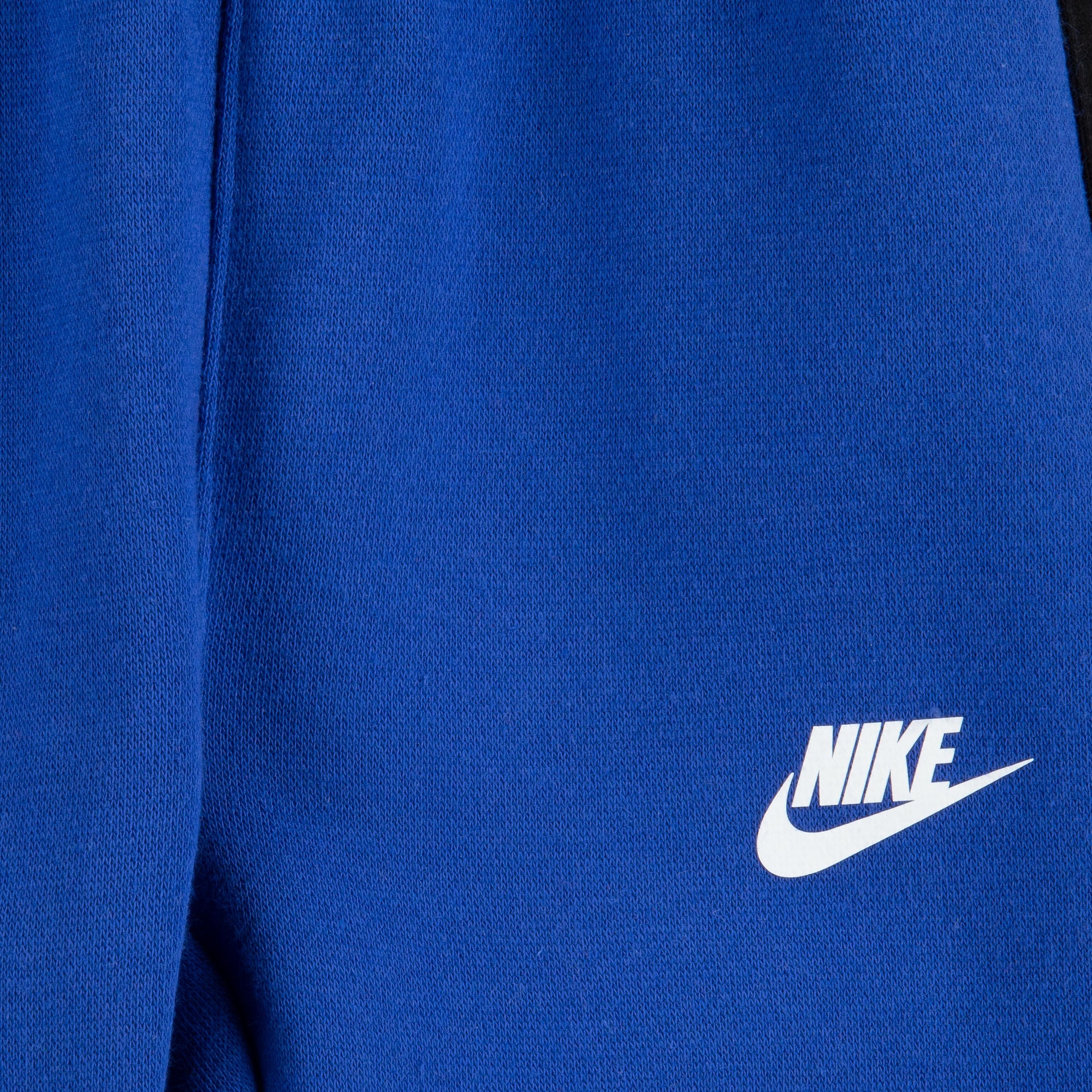 Nike Sportswear Jogginganzug für sportliche Aktivitäten, sportlicher Stil