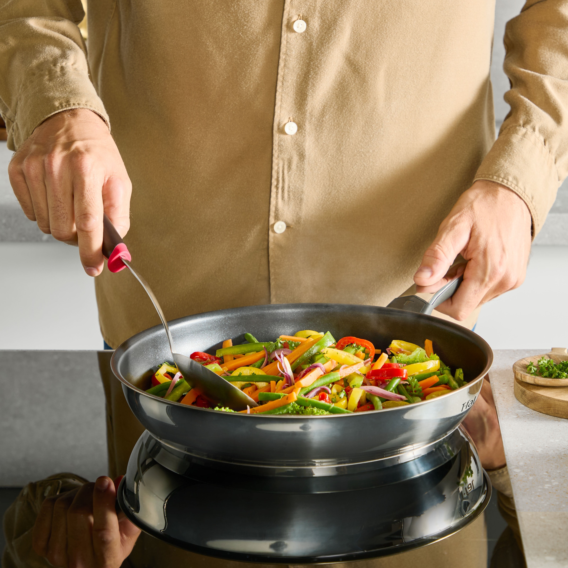 Tefal Pfannen-Set »Emotion+« Edelstahl Set, je 1 Pfanne 24/28 cm, 2 tlg. Premium Edelstahl, Induktion, spülmaschinenfest, hochglanzpoliert