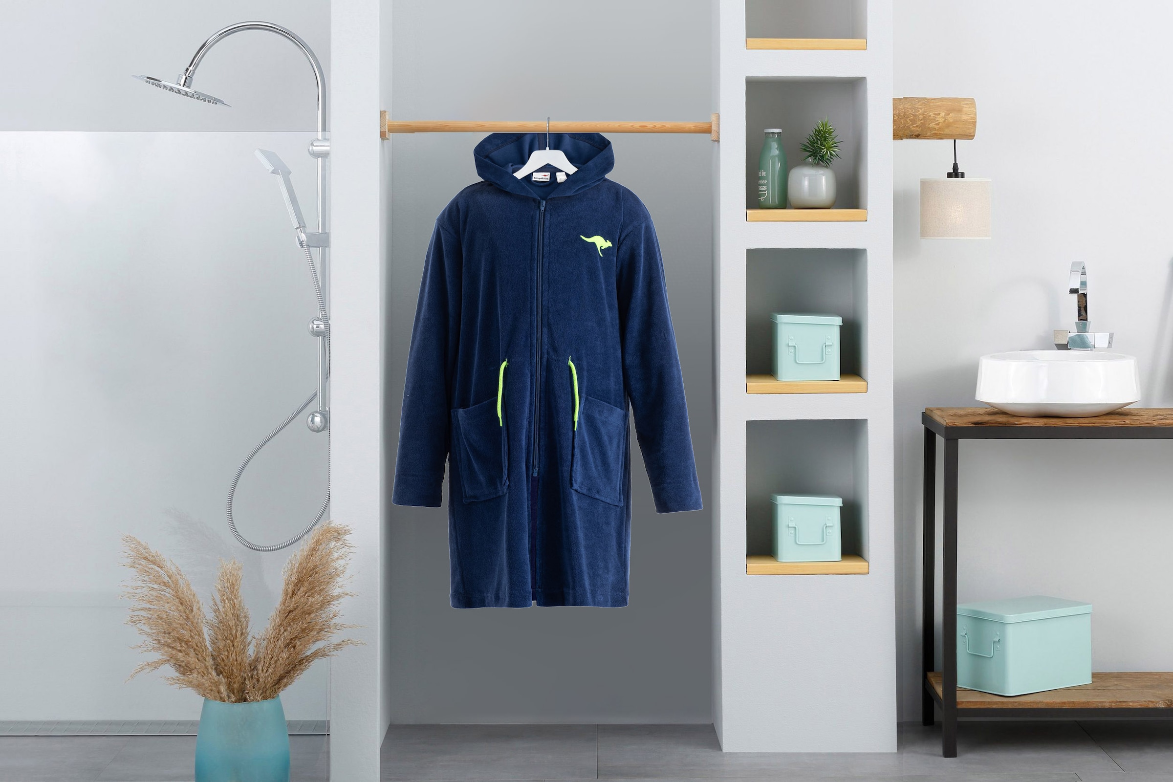 KangaROOS Kinderbademantel »Kira, Ideal für Zuhause, Schwimmbad oder im Urlaub« 1 Stk. tlg., modernen, sportliches Design, leuchtenden Akzenten