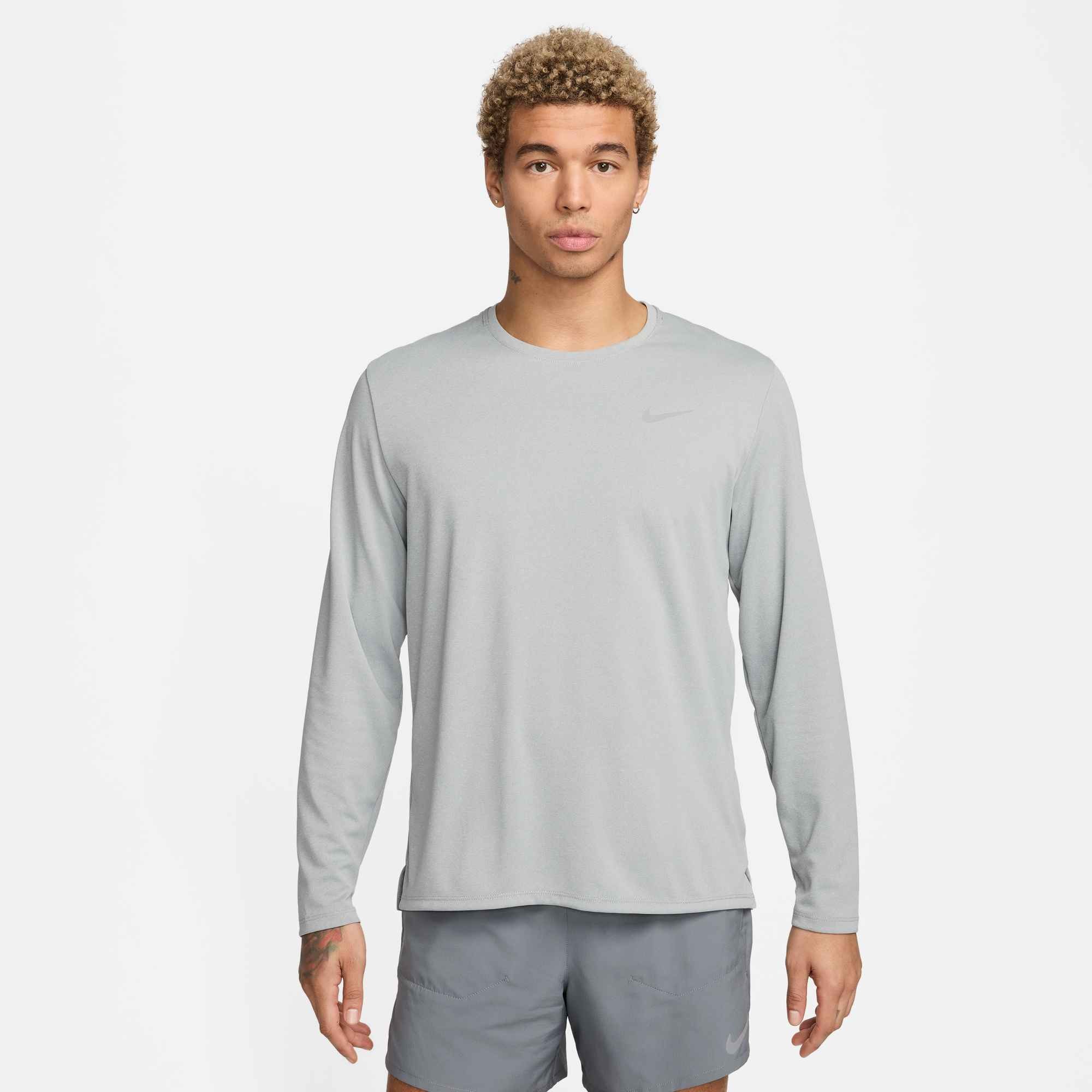Nike Laufshirt »M NK DF UV MILER TOP LS« Langarm, für Training und Laufeinheiten, atmungsaktiv