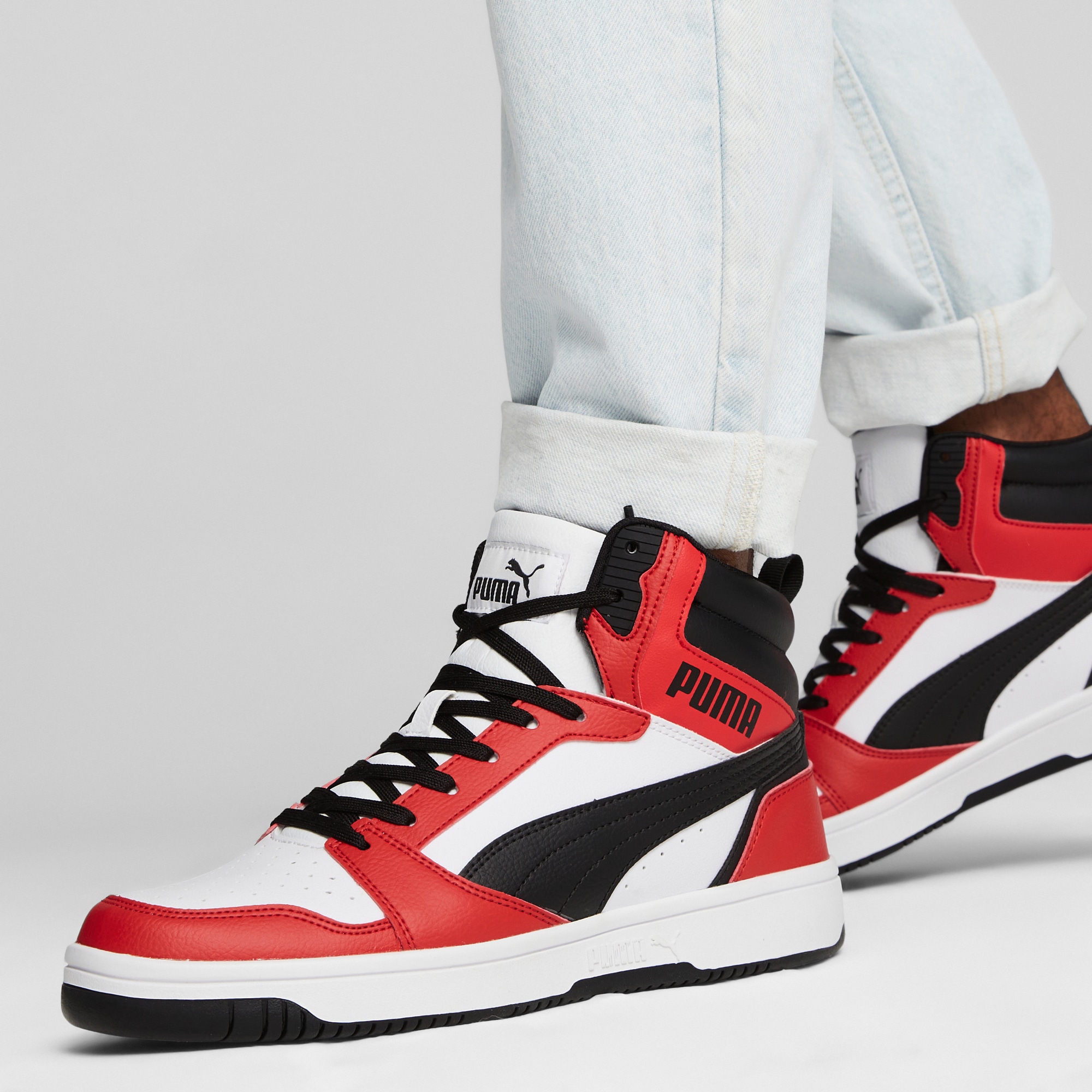 PUMA Sneaker »REBOUND V6«