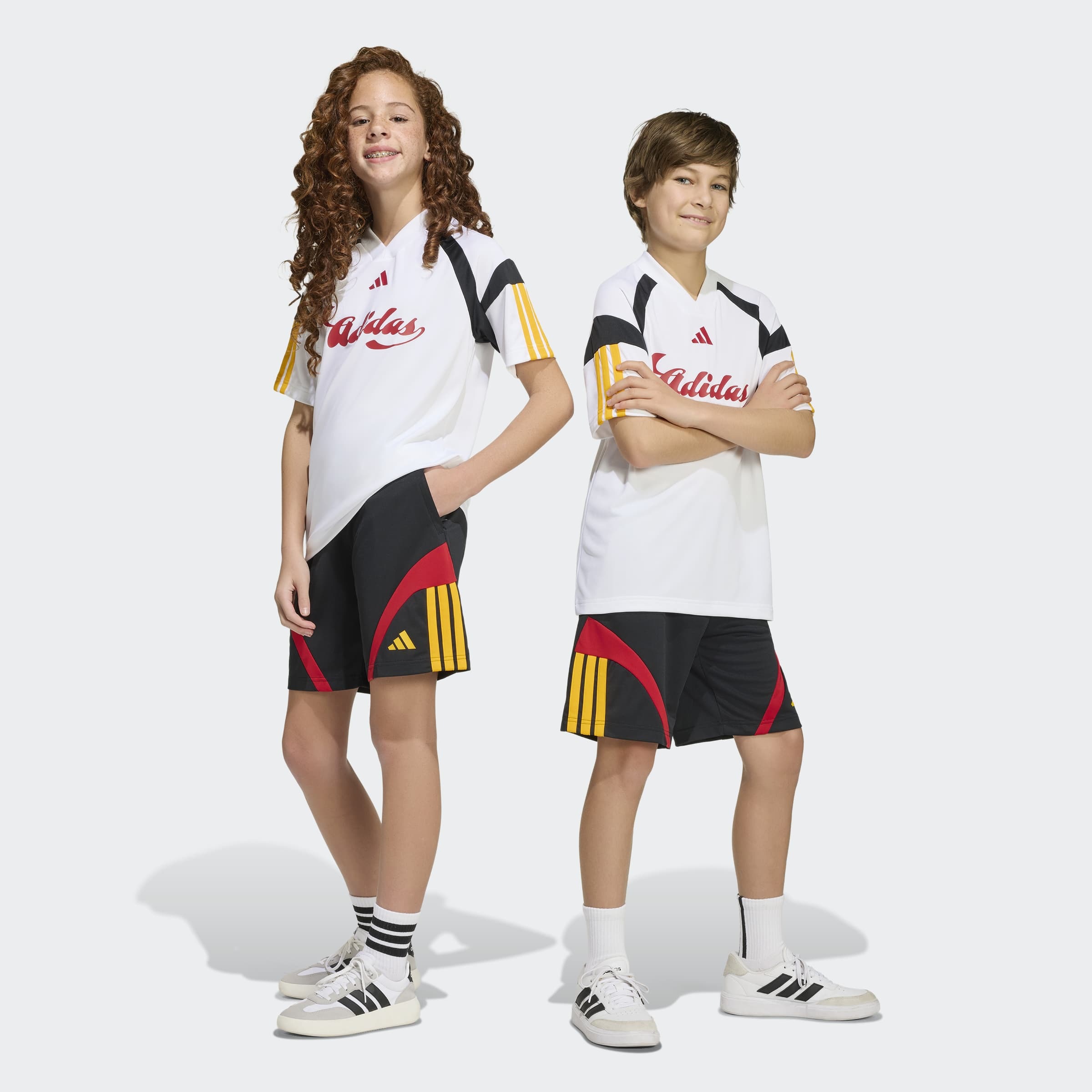 adidas Sportswear Shorts »HOUSE OF TIRO«
