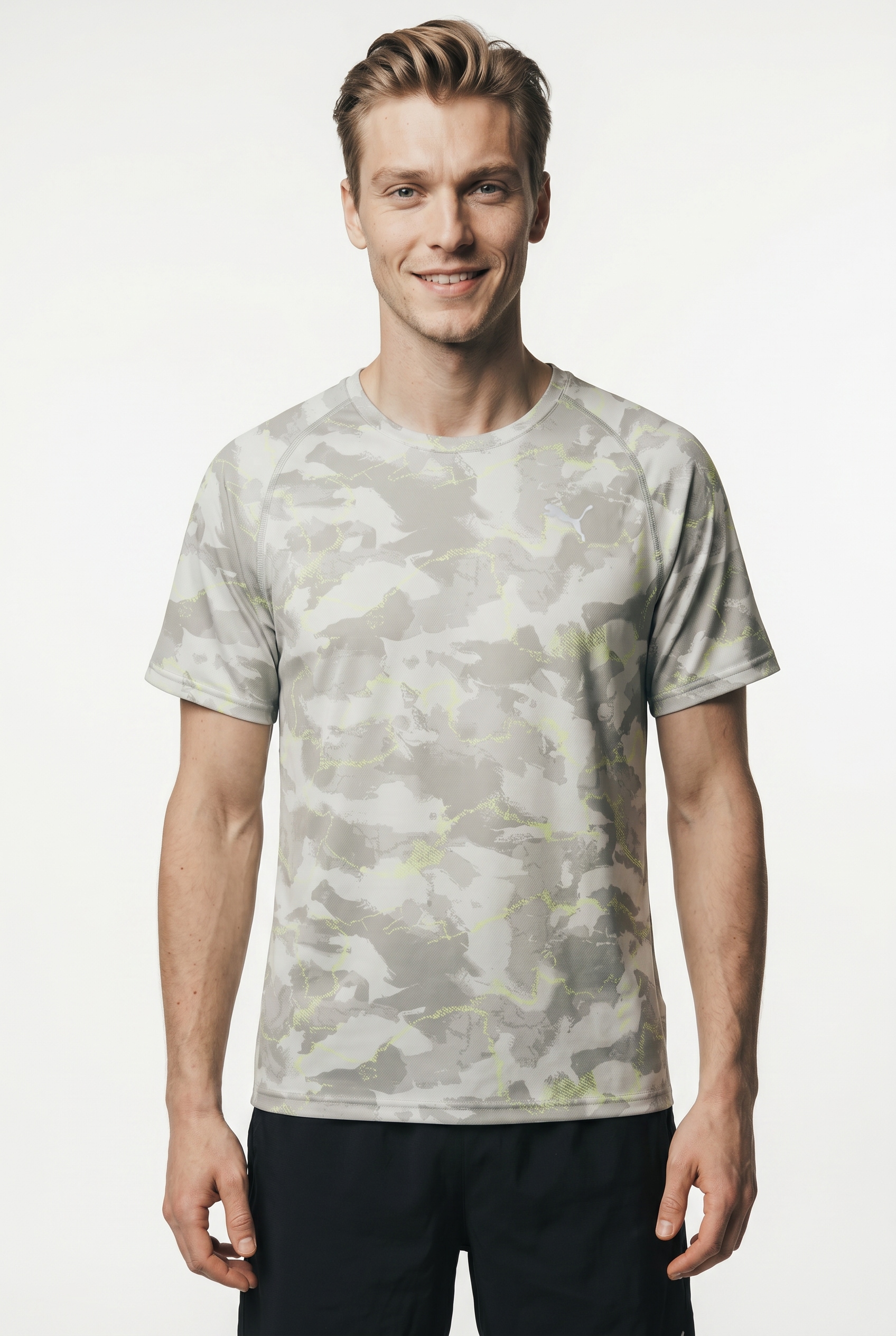 PUMA Trainingsshirt »M PWRTRAIN AOP TEE« Regular Fit, kurze Ärmel, für Fitness und sportliche Aktivitäten