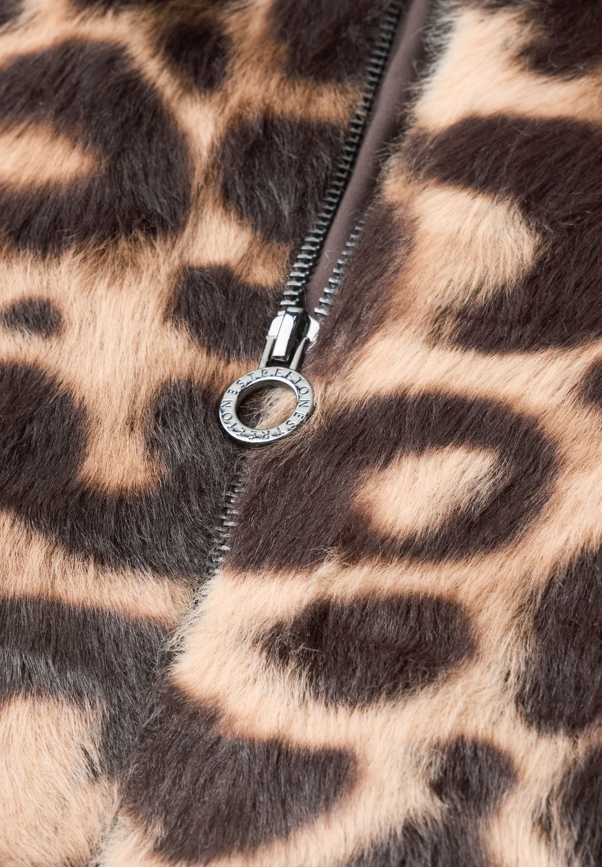 STREET ONE Blouson ohne Kapuze Fake Fur Blouson mit Strickdetails und Leo-Optik