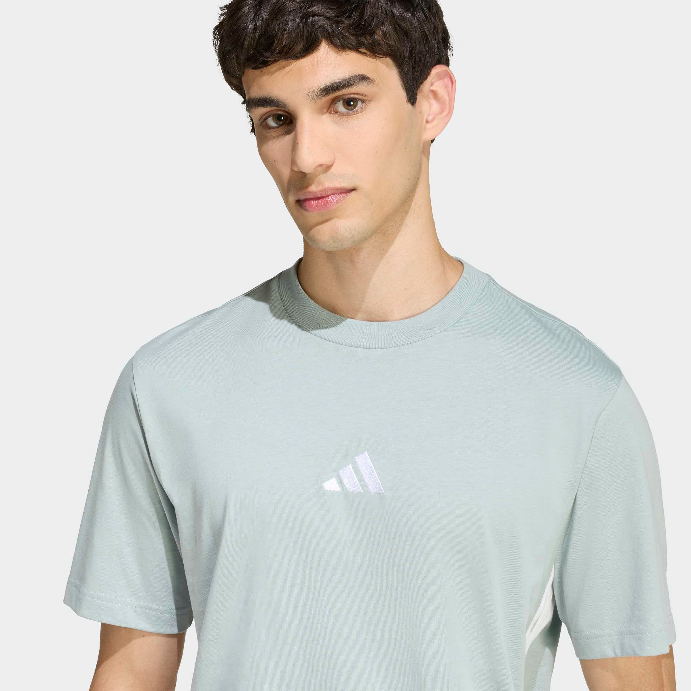 adidas Sportswear T-Shirt »ESSENTIALS 3-STREIFEN SINGLE JERSEY« mit Rundhalsausschnitt, aus Baumwolle, weiches Single Jersey