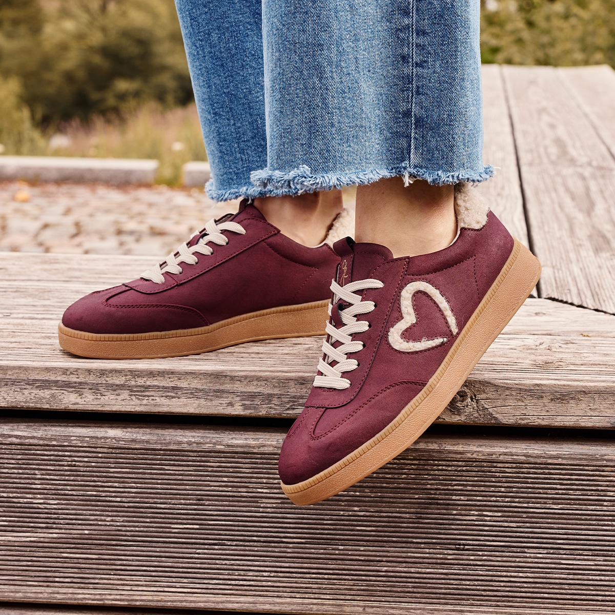MARCO TOZZI by GMK Plateausneaker, Freizeitschuh, Halbschuh, Schnürschuh mit Plüsch-Details