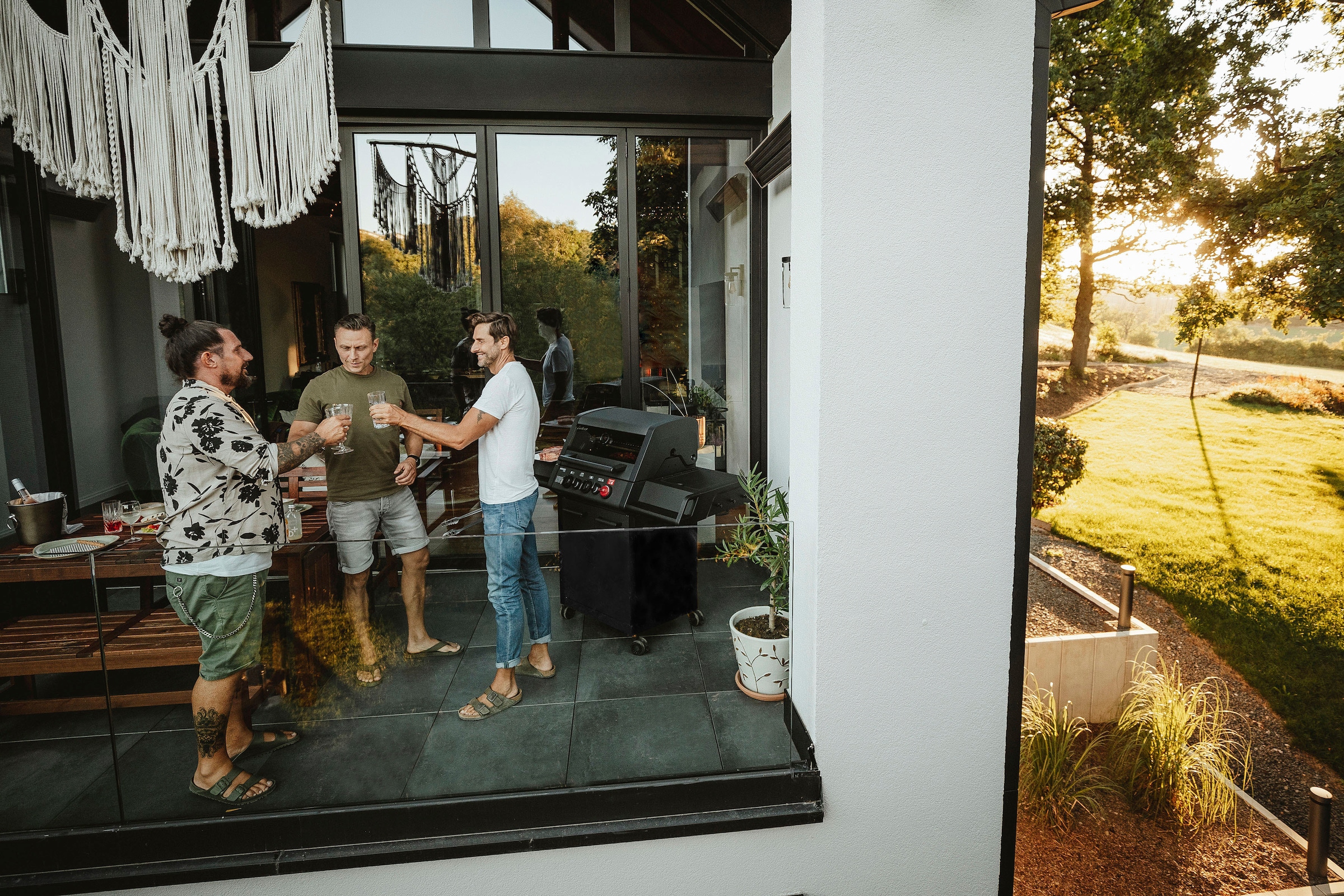 Enders® Gasgrill »Monroe Pro 3 SIK Turbo Shadow«, BxH: 143,5x118,5 cm