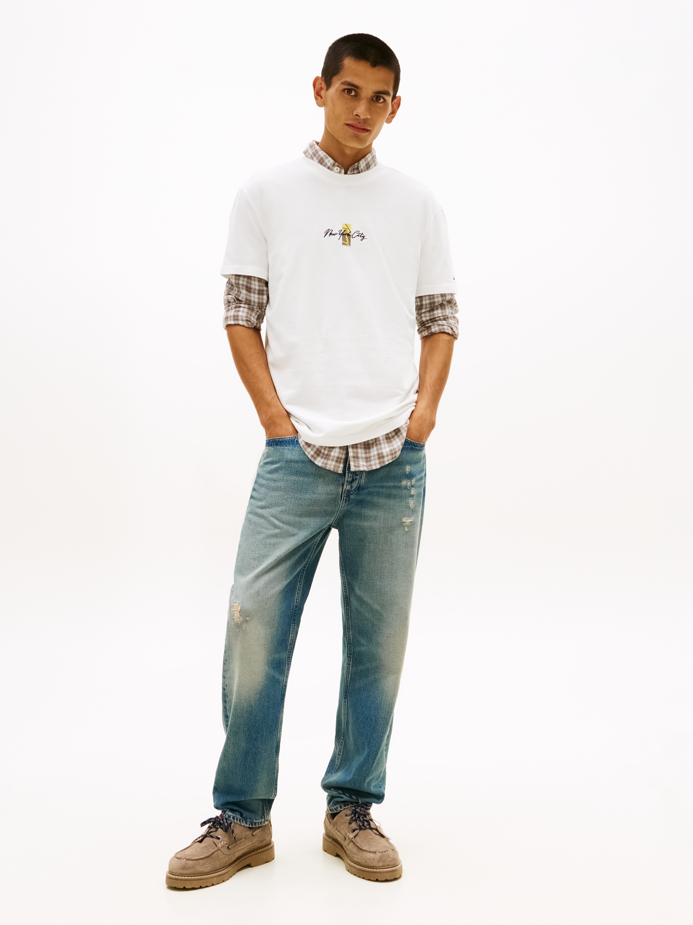 Tommy Jeans T-Shirt »TJM REGULAR SIGN BLOCK« Regular fit mit Rundhalsausschnitt