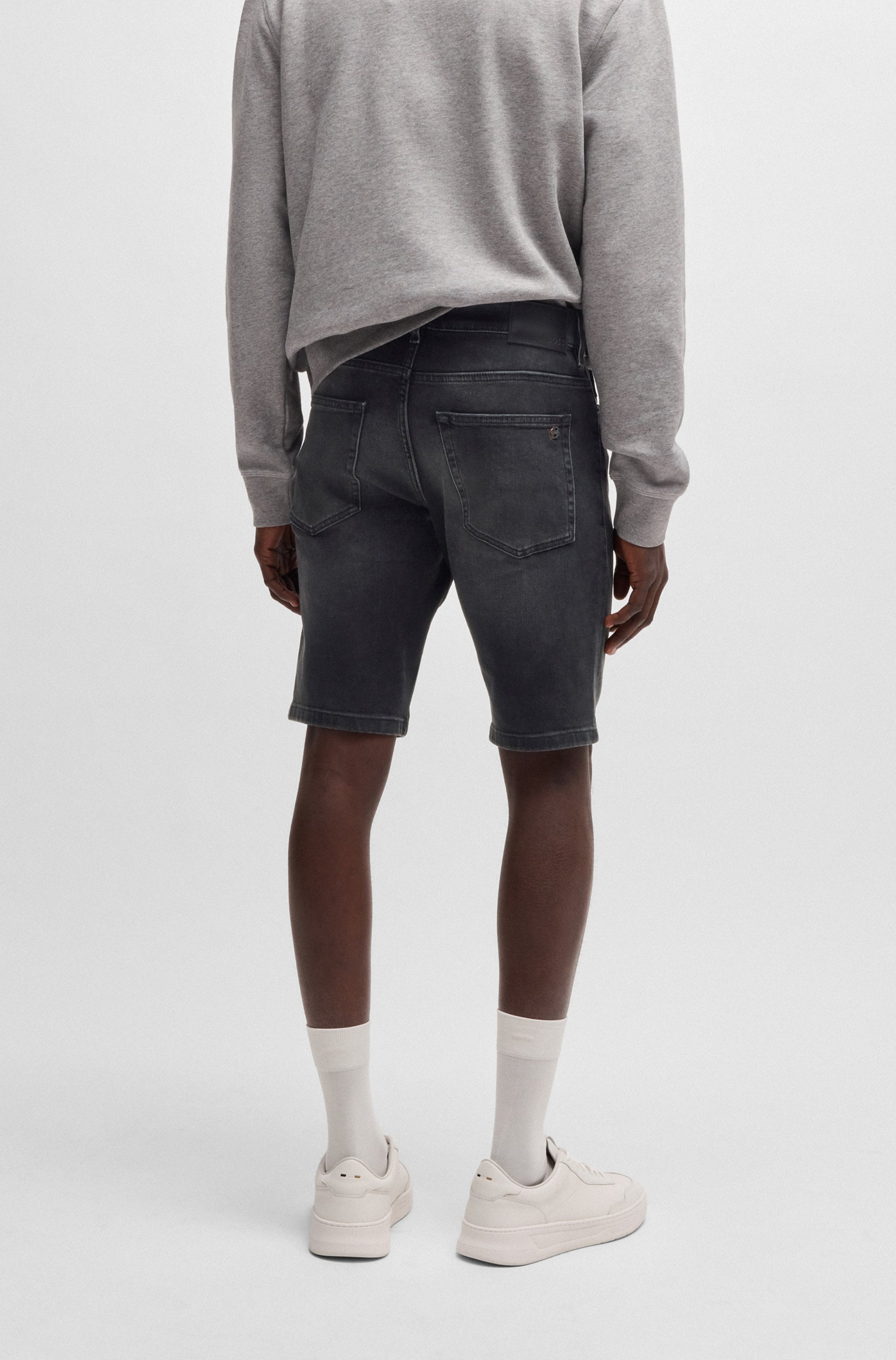 BOSS ORANGE Shorts »Delaware«, mit Coinpocket und Lederbadge