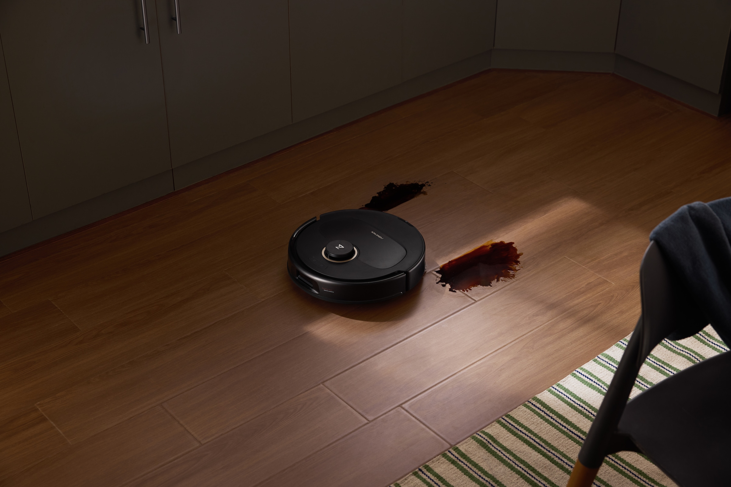 Roborock Saugroboter »Roborock Qrevo 5AE mit Wischfunktion, autom. Moppanhebung,« leistungsstarke 12.000 Pa Saugleistung, LDS-Navigationssystem,