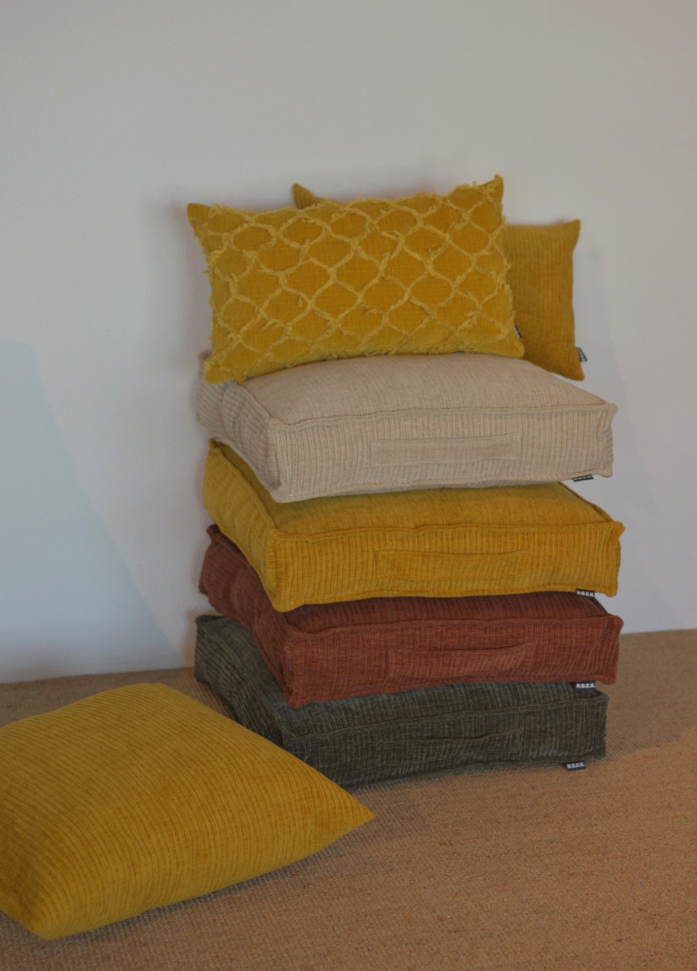 H.O.C.K. Sitzauflage »Jonny« Cordkissen inkl. Füllung, 50x50x10cm, Matratzenkissen, strukturiert