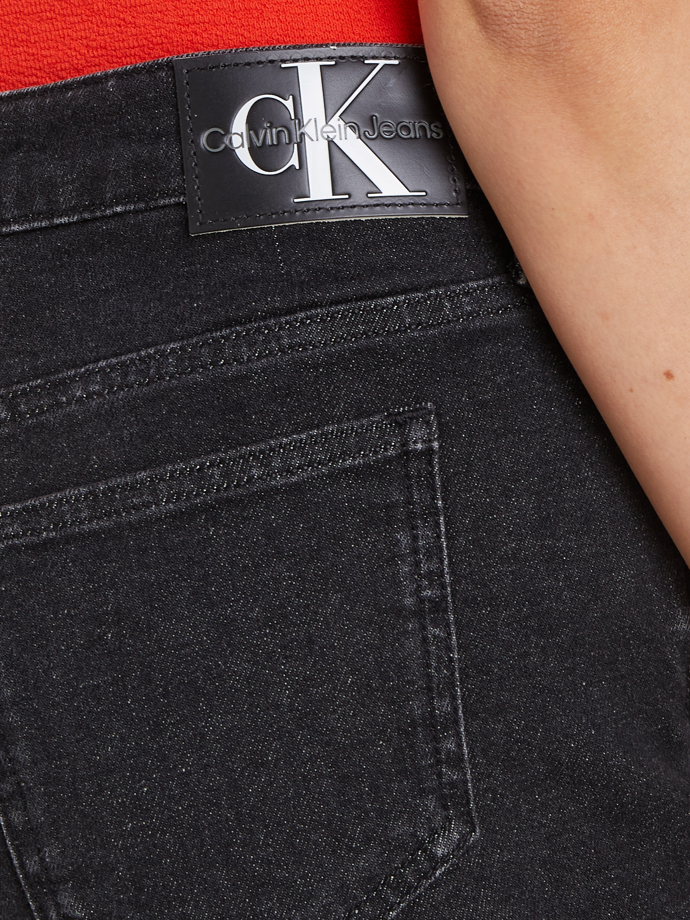 Calvin Klein Jeans Shorts »MID RISE SHORT«, im 5-Pocket-Style