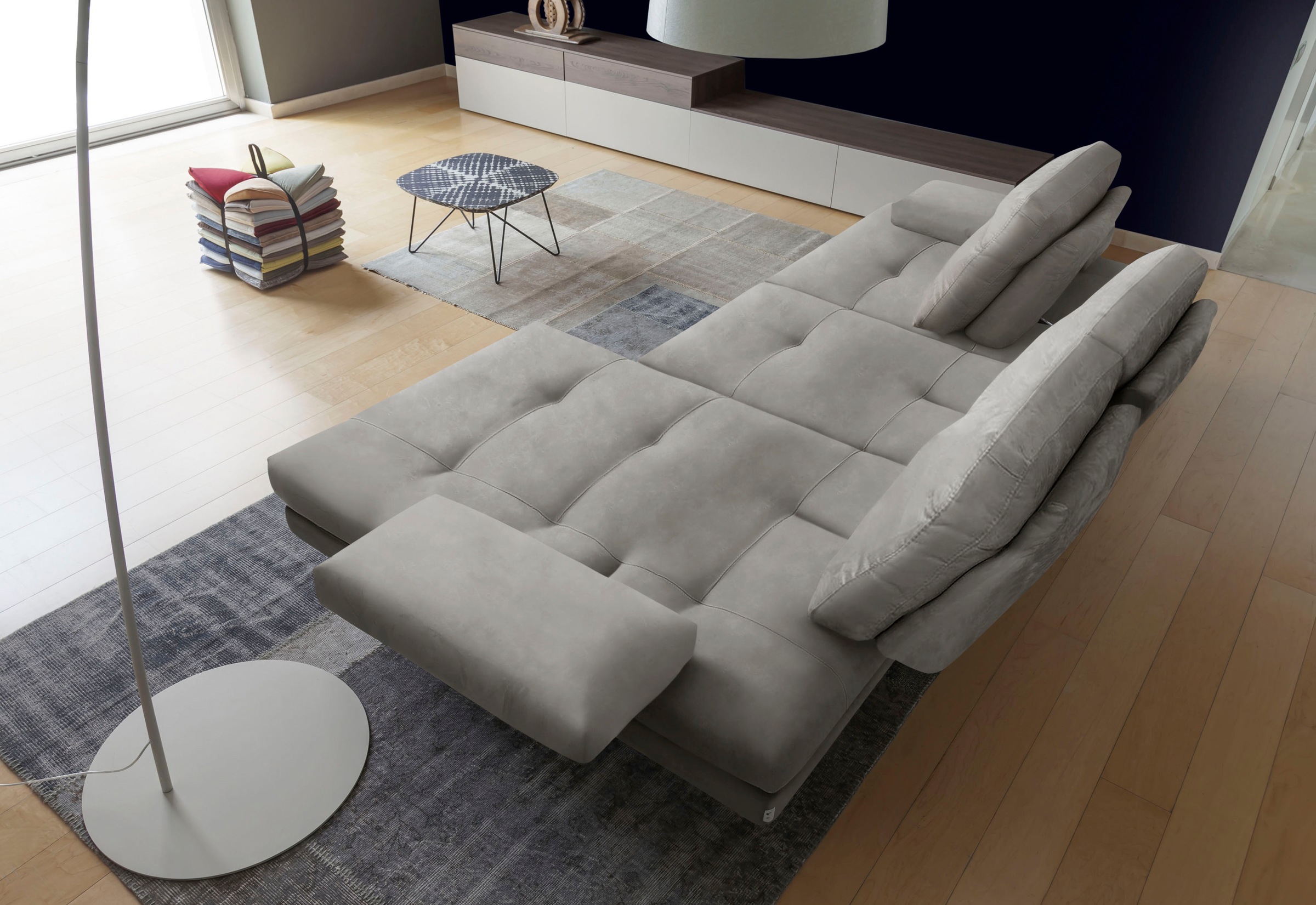 CALIA ITALIA Ecksofa »Toby Wing, L-Form, Designsofa mit sensationellem Sitzkomfort«, inklusive Sitztiefenverstellung, Füße in chrom glänzend