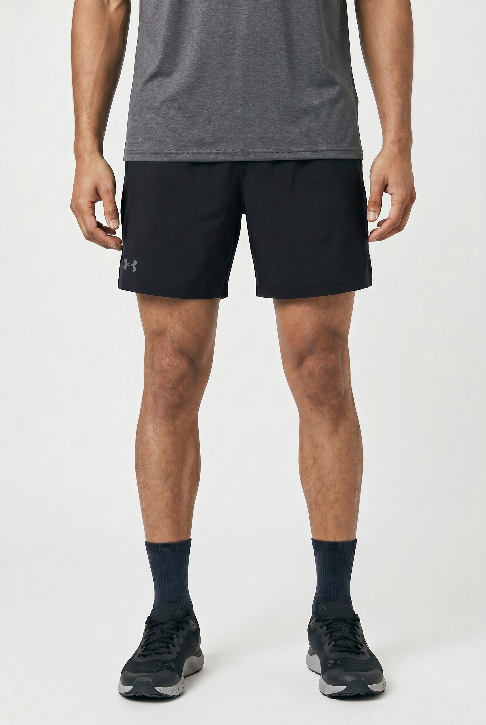 Under Armour® Shorts »UA LAUNCH 5'' SHORTS«  sportlicher Stil, für intensive Workouts und Fitnessaktivitäten