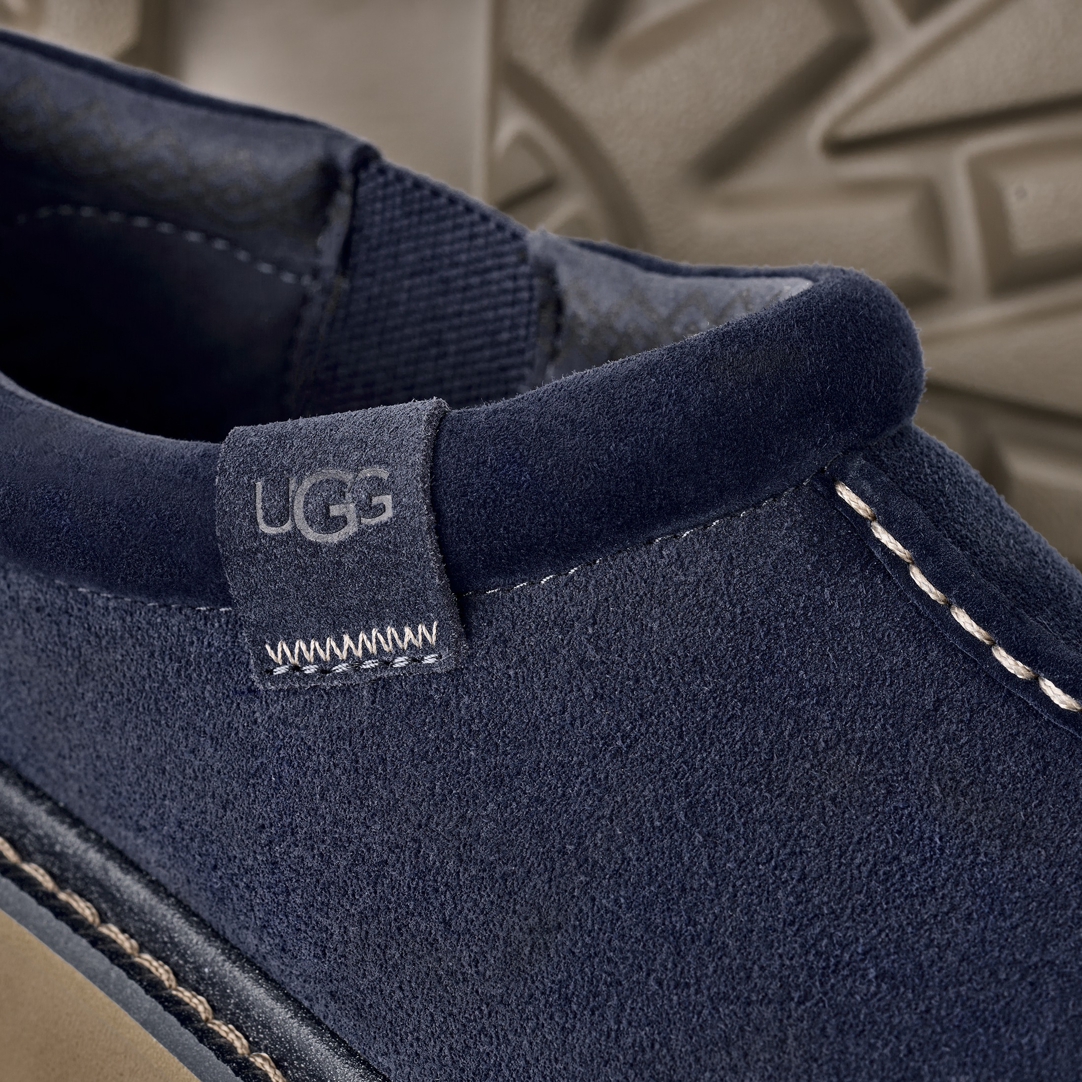 UGG Slipper »TASMAN LUG«  Homeslipper mit herausnehmbarer Einlage