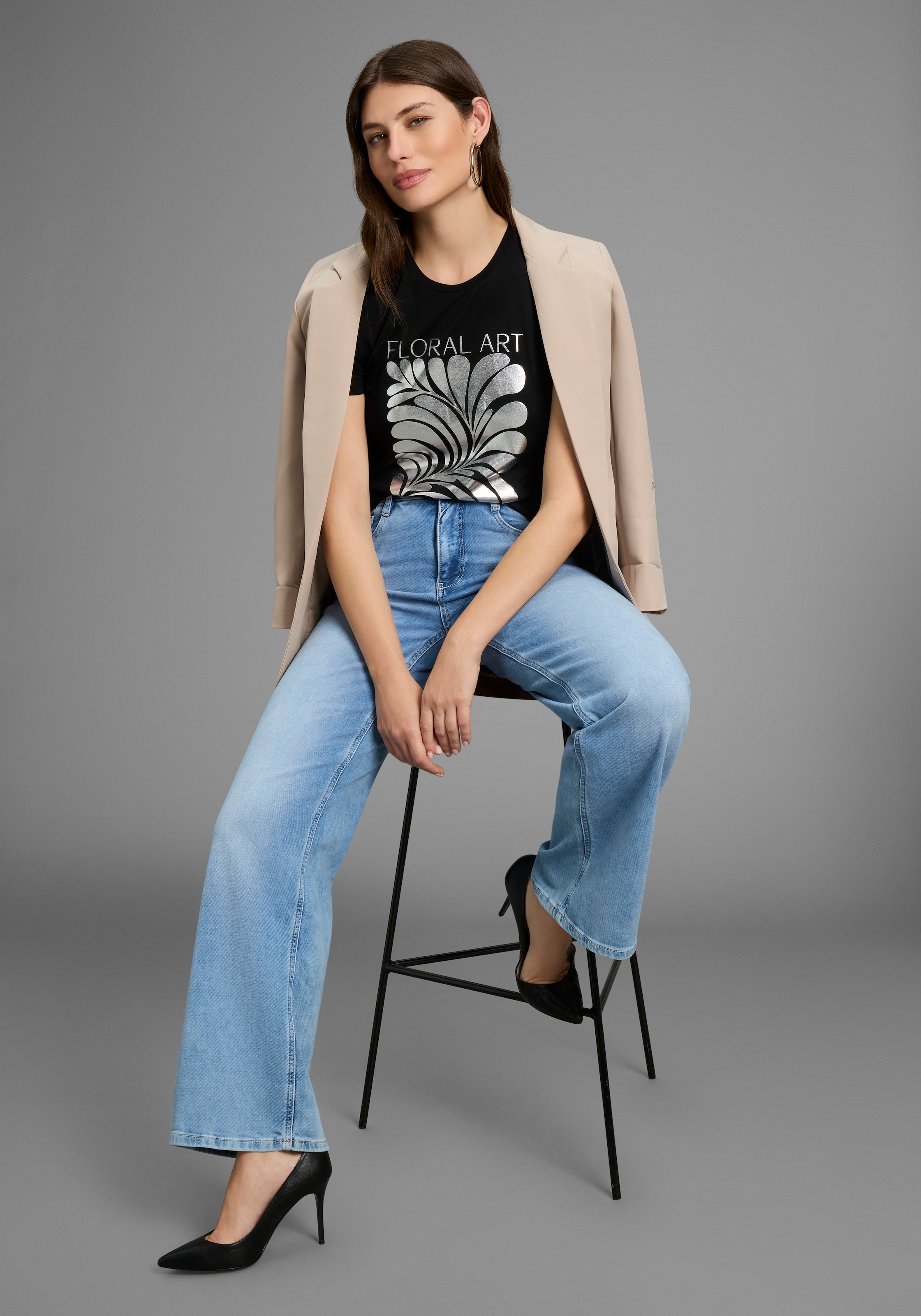 Laura Scott T-Shirt, mit Folien-Print - NEUE KOLLEKTION