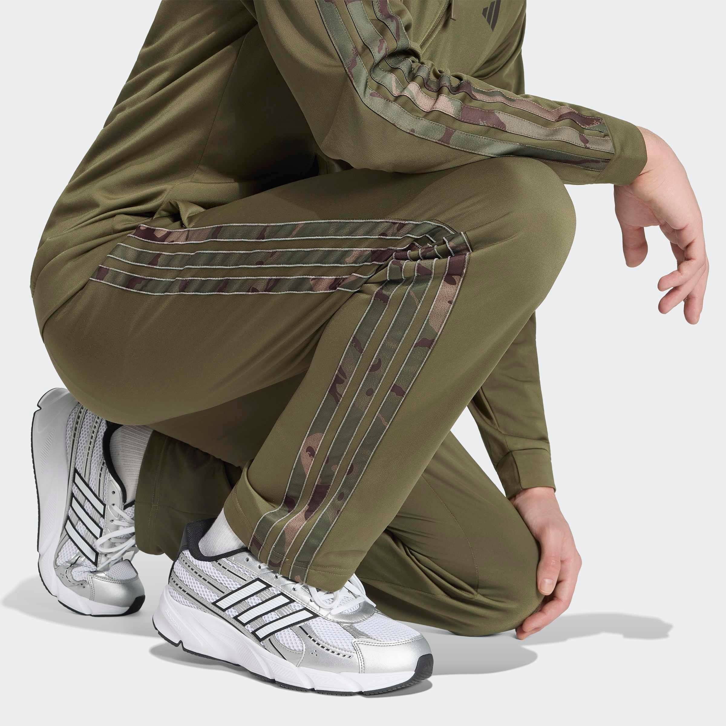 adidas Sportswear Sporthose »3-STREIFEN CAMOUFLAGE, REGULÄR GESCHNITTEN«