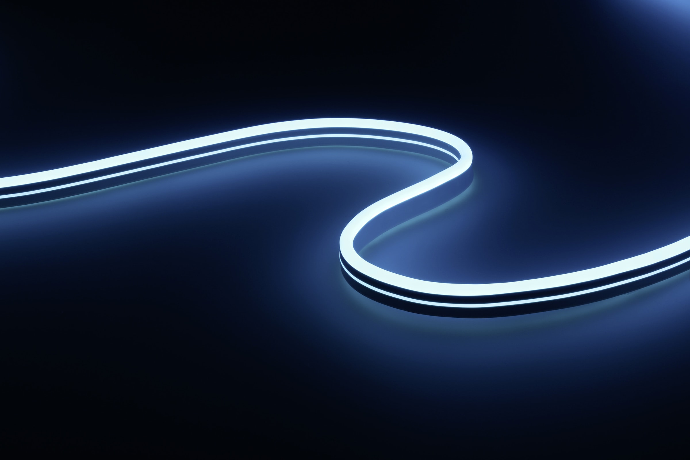 EGLO LED-Streifen »NEON-STRIPE-Z Stripe IP20 - LED Streifen - zahlreiche Funktionen« 1 Stk.-flammig Lichtleiste 3 m, ZigBee, Favoritenmodus, Timer, Gruppen, Nachtlicht