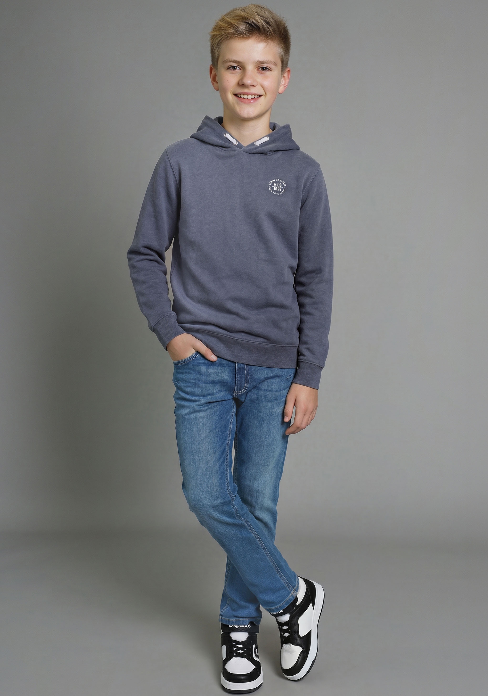 H.I.S Kapuzensweatshirt »H.I.S Hoodie mit Logo-Druck in melierter Ware für Jungen«, Für TEENS. Hoodie mit kleinem Druck
