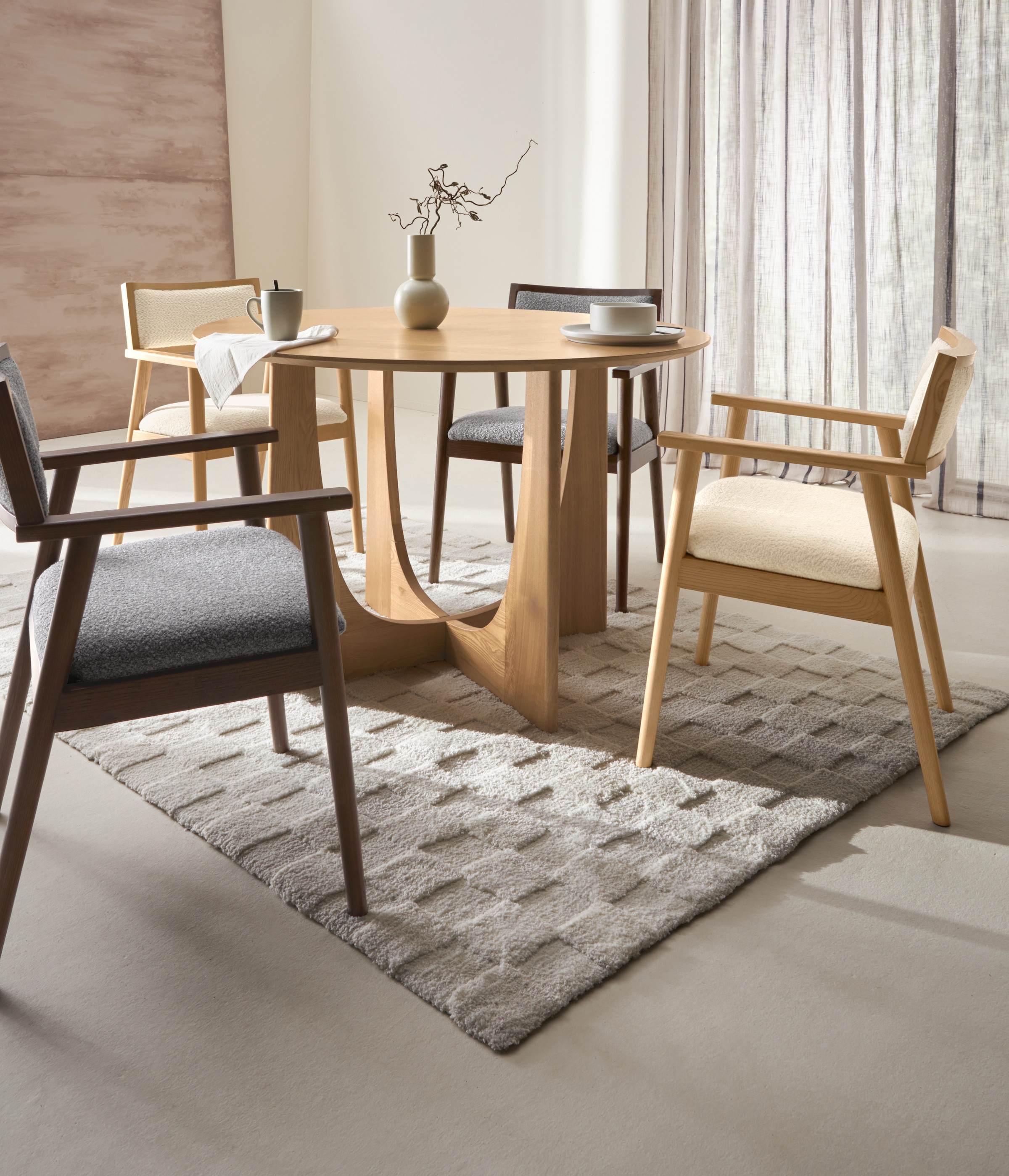 LeGer Home by Lena Gercke Esszimmerstuhl »Zernea« () 1 Stk.aus weichem Doppelgewebe und FSC-zertifiziertem Massivholzrahmen