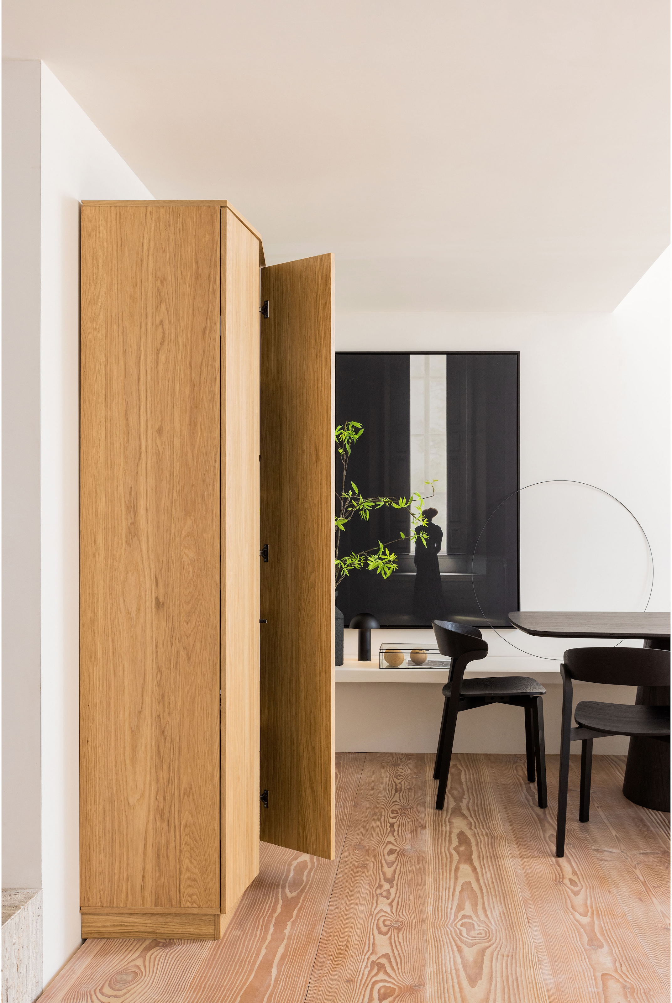 WOOOD Buffet »WOOOD ZUMA HOCHSCHRANK 67 CM EICHE FURNIER TRANSPARENT [fsc]« Hochschrank aus Eichenfurnier mit zeitlosem Design und Maserung