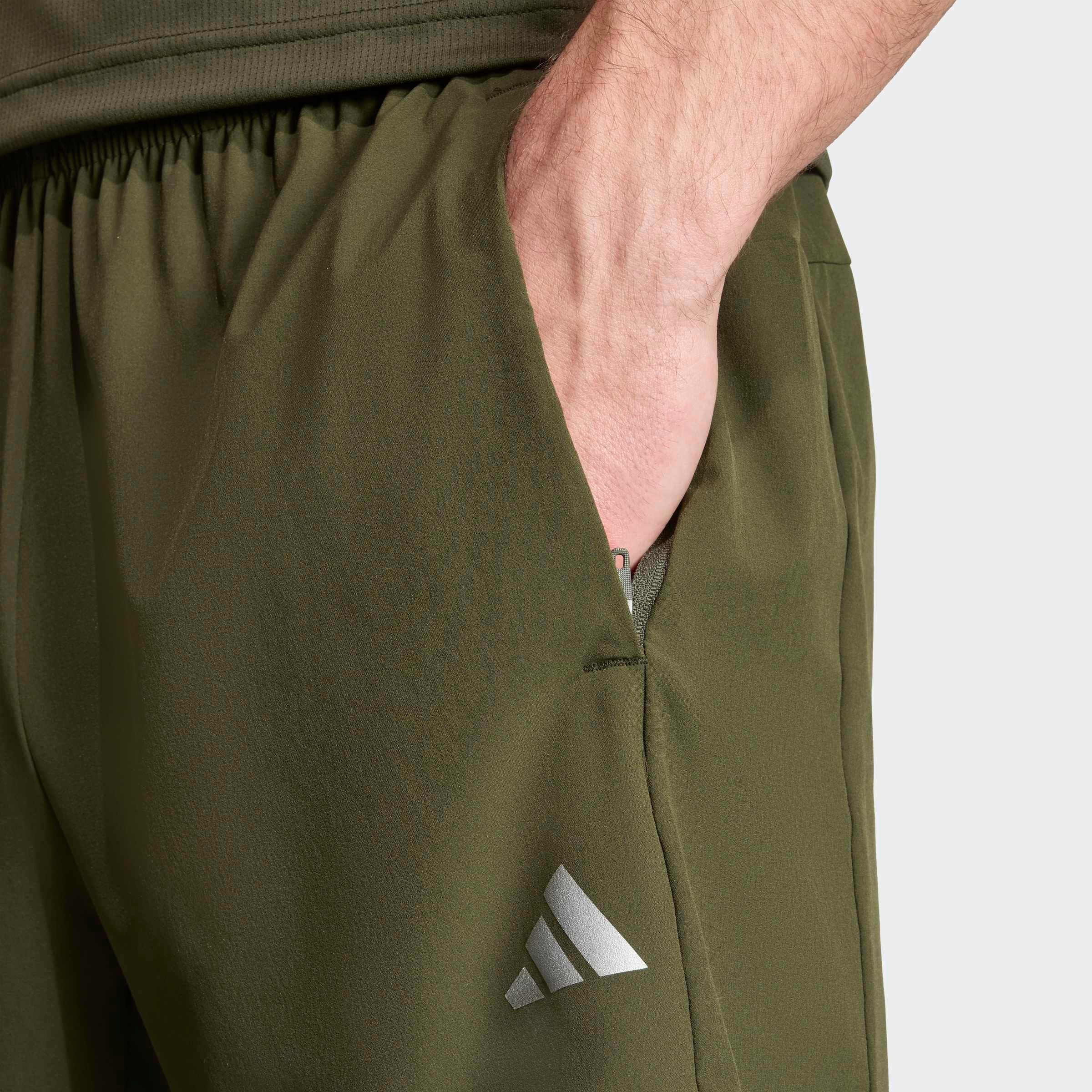 adidas Performance Shorts »TRAINING ESSENTIALS HOLIDAY PACK«  für Fitness und Training, mit Metallic-Optik, schnelltrocknend