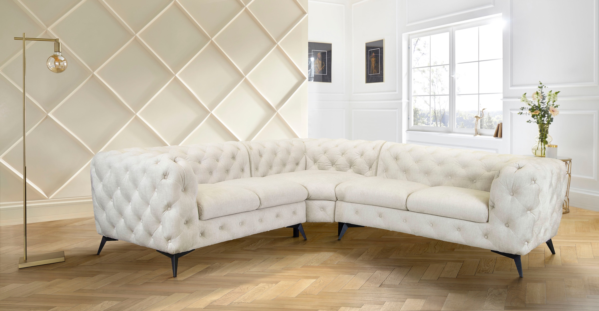 Leonique Chesterfield-Sofa »Ecksofa GLYNIS L-Form mit Wellenunterfederung, Maße B/T/H 264/264/75cm«, aufwändige Knopfheftung, moderne Chesterfield Optik, Fußfarbe wählbar