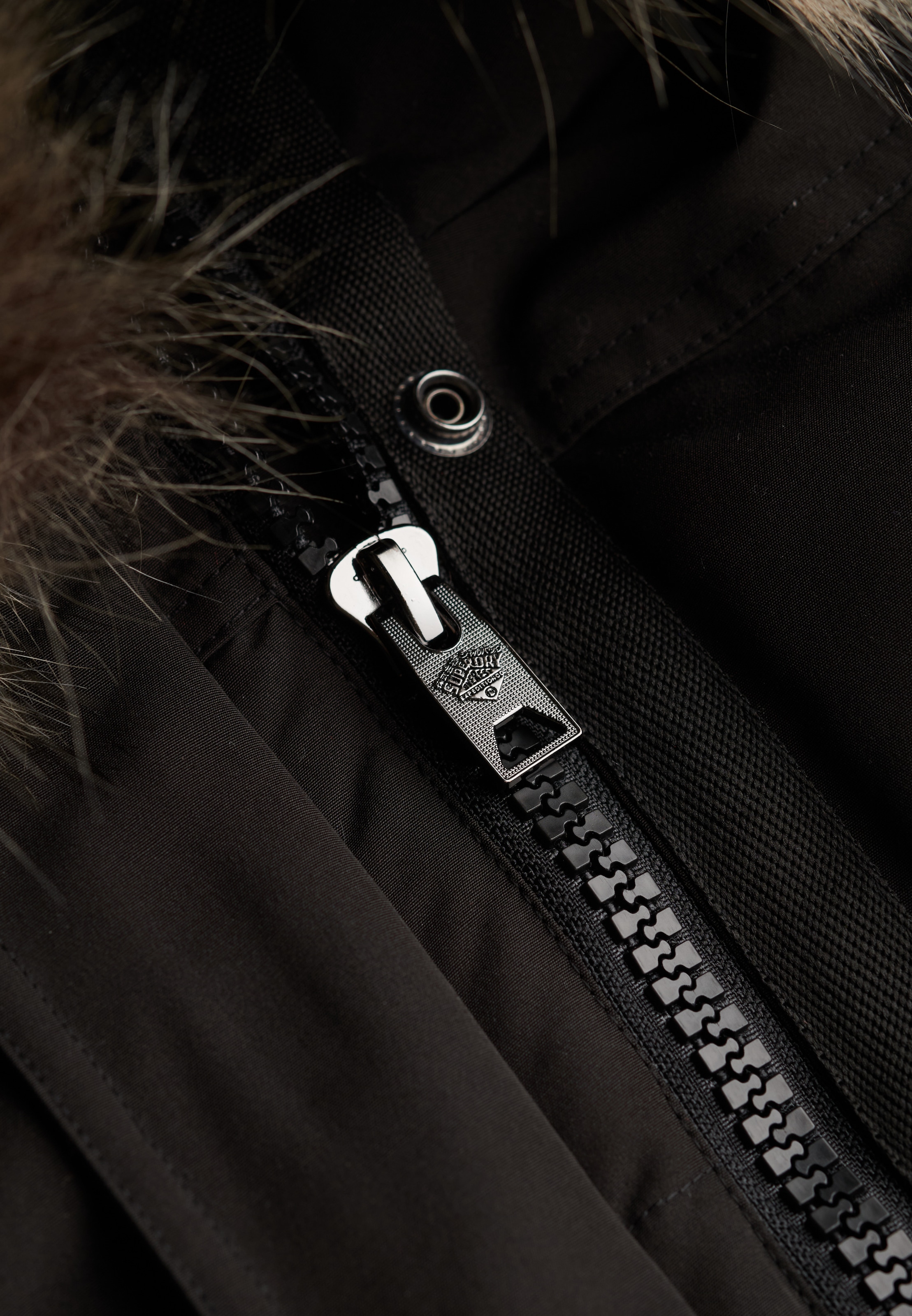 Superdry Steppjacke »EVEREST HOODED BOMBER JKT«, mit Kapuze