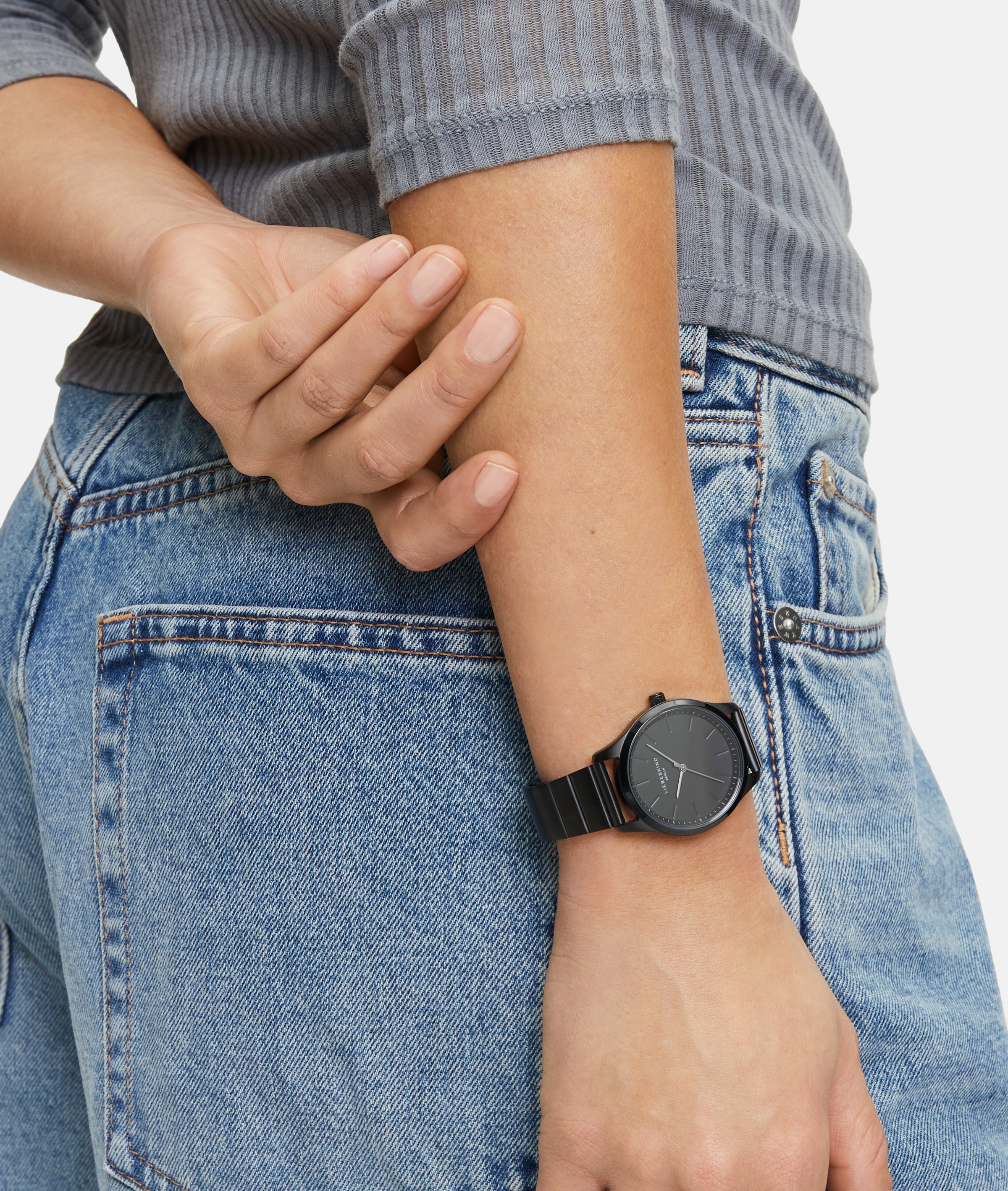 Liebeskind Berlin Quarzuhr »Basic Staples« Armbanduhr, Damenuhr, Edelstahlarmband, analog