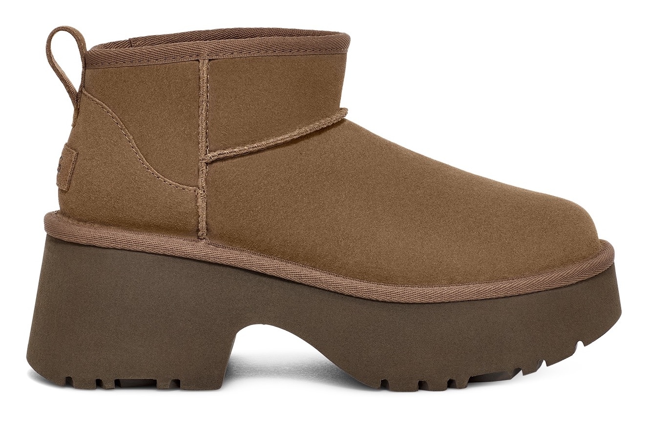 UGG Schlupfboots »CLASSIC ULTRA MINI NEW HEIGHTS«, Plateau Stiefel, Winterstiefel, Boots mit Anziehlasche