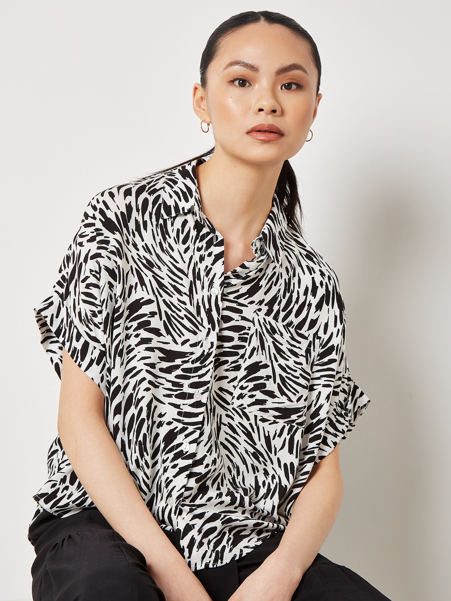 Apricot Shirtbluse »Bluse« 1 mit aufgesetzter Tasche