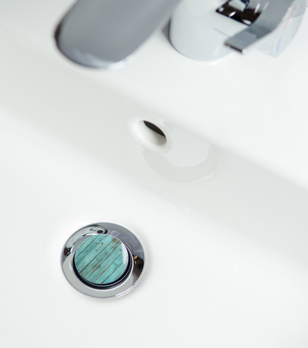 Sanilo Badaccessoire-Set »Lumber« bestehend aus WC-Sitz, Badteppich, Stöpsel, Seifenspender, WC-Bürste